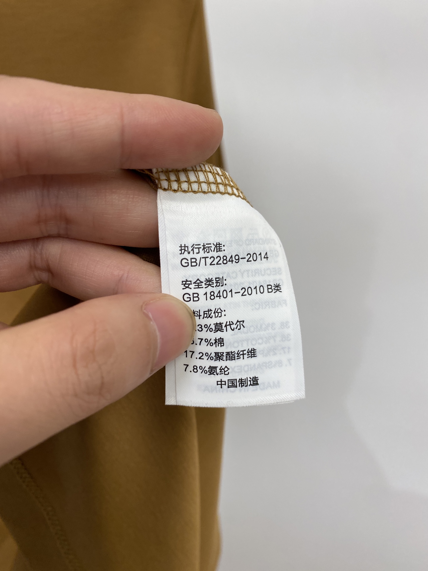 巴宝莉、2026新品短袖T恤，帅气时尚，胸前精致刺绣图案logo，简约百搭款。面料棉 不仅挺括，保持潮流