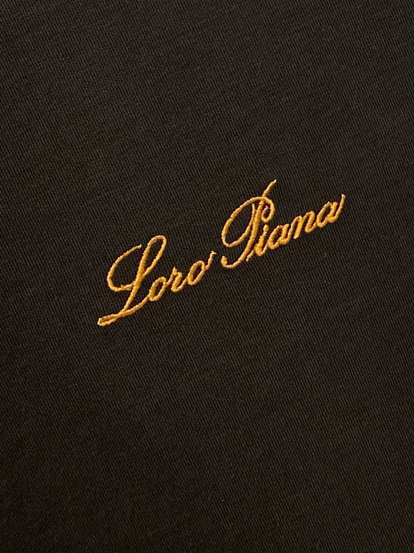 Loro piana、2026最新品，时尚休闲套装，顶级原版面料打造，穿着舒适，吸湿性透气性都非常良好，