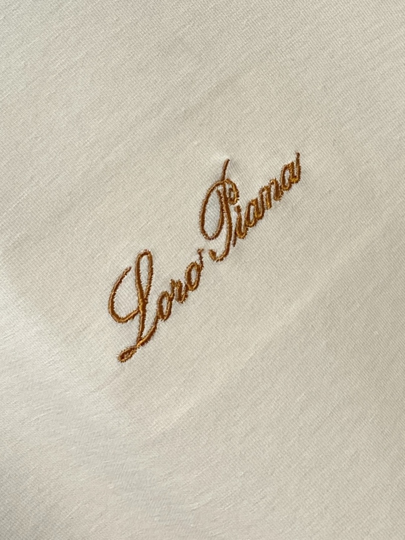 Loro piana、2026最新品，时尚休闲套装，顶级原版面料打造，穿着舒适，吸湿性透气性都非常良好，
