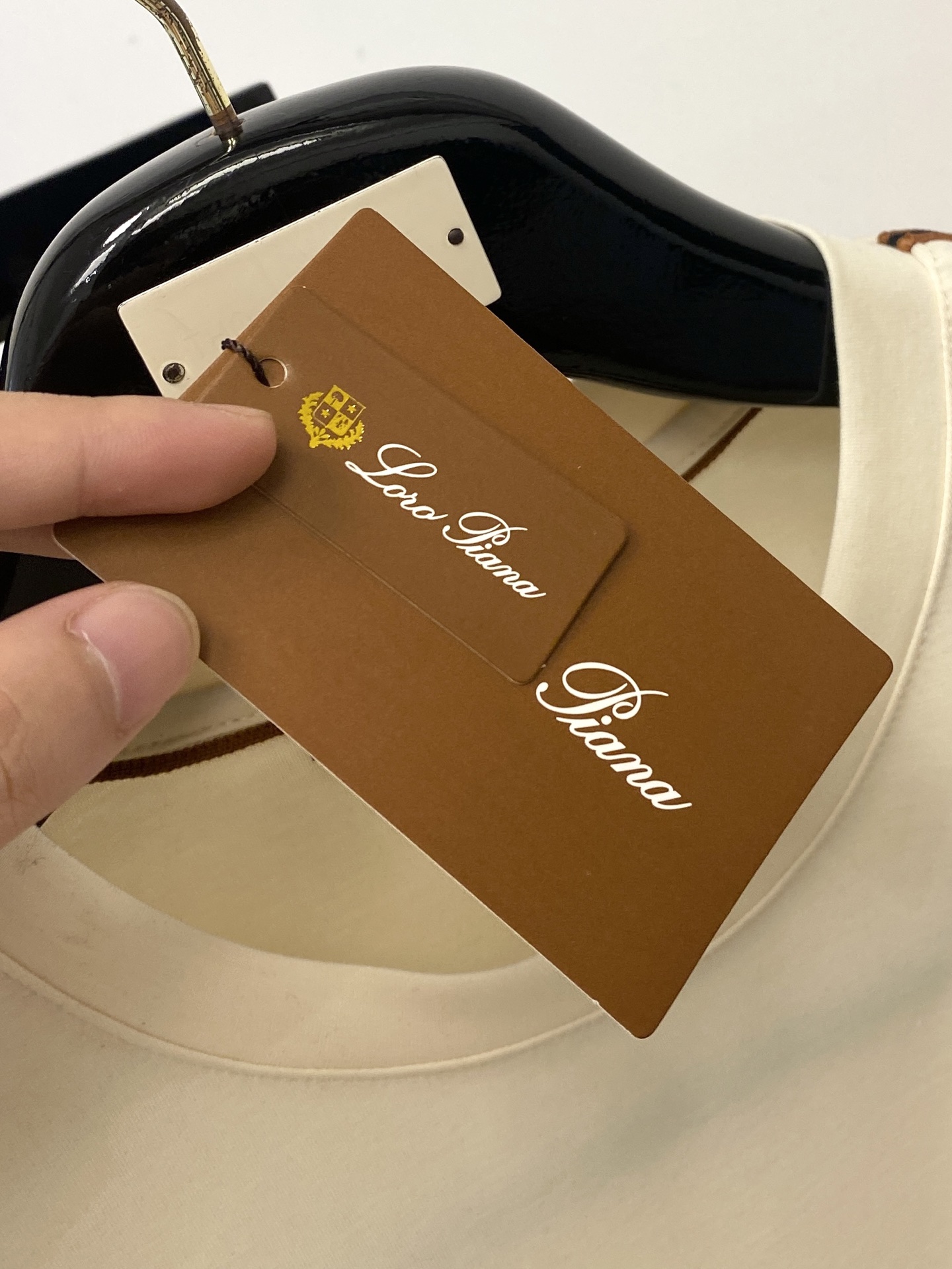 Loro piana、2026最新品，时尚休闲套装，顶级原版面料打造，穿着舒适，吸湿性透气性都非常良好，