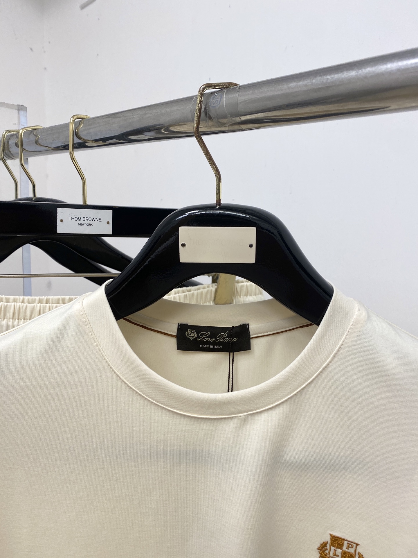 Loro piana、2026最新品，时尚休闲套装，顶级原版面料打造，穿着舒适，吸湿性透气性都非常良好，