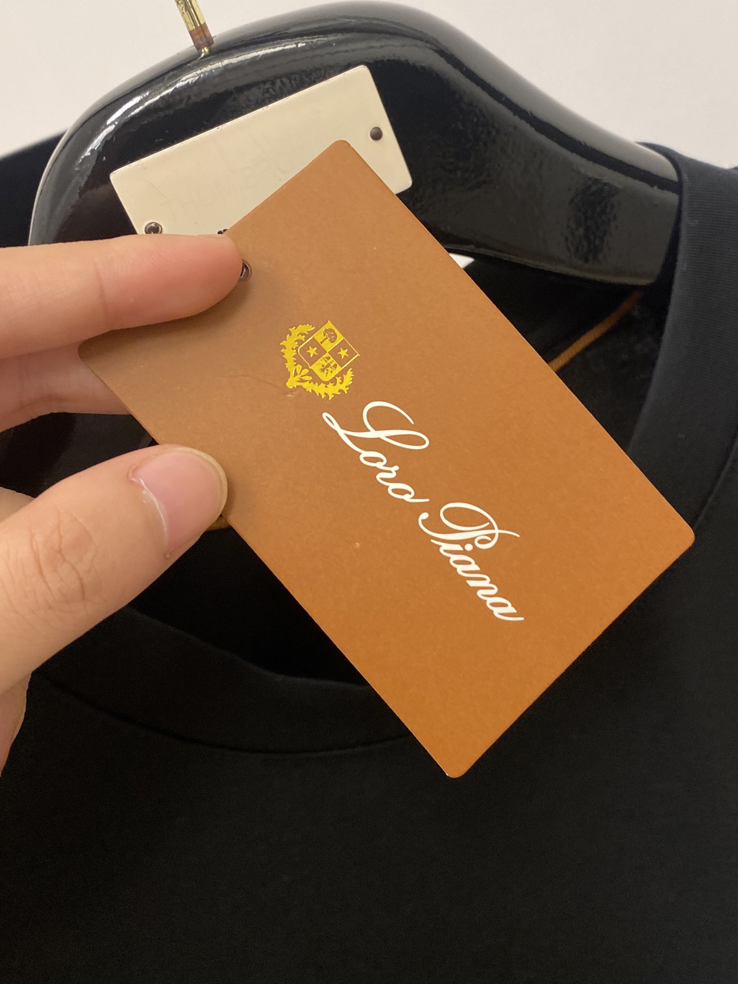 Loro piana、2026最新品，时尚休闲套装，顶级原版面料打造，穿着舒适，吸湿性透气性都非常良好，