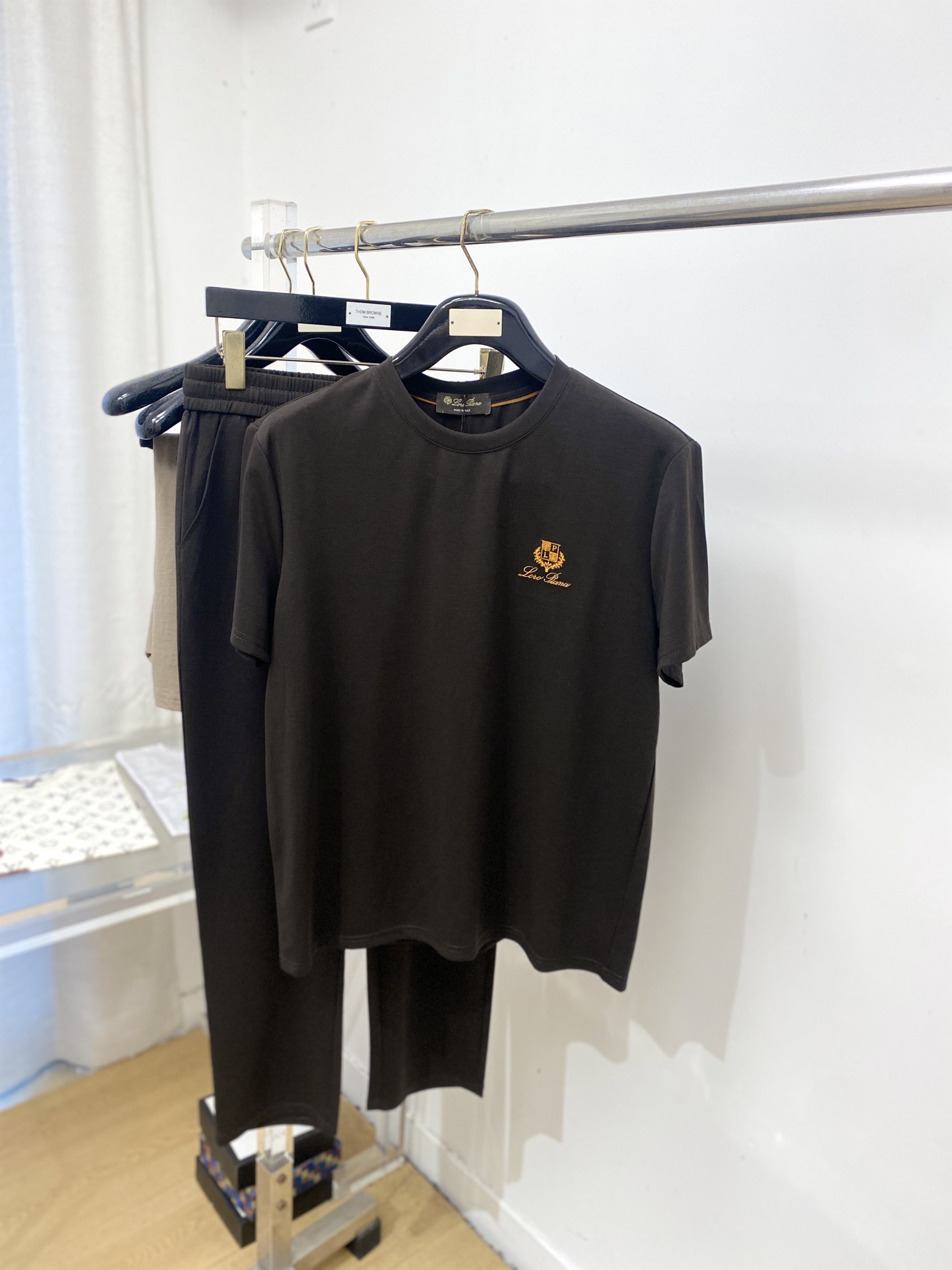 Loro piana、2026最新品，时尚休闲套装，顶级原版面料打造，穿着舒适，吸湿性透气性都非常良好，