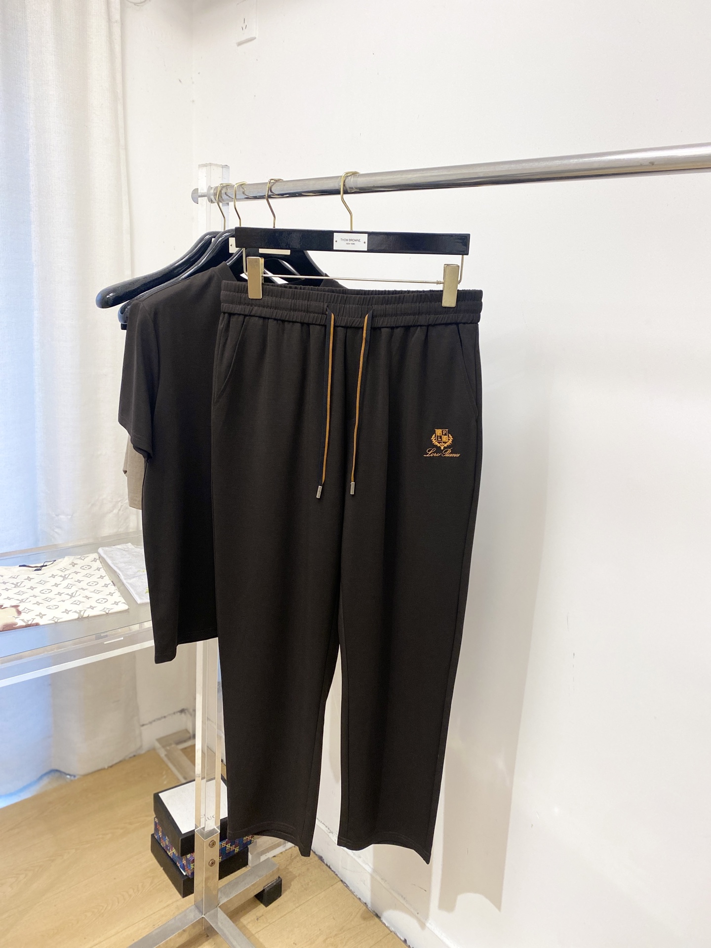 Loro piana、2026最新品，时尚休闲套装，顶级原版面料打造，穿着舒适，吸湿性透气性都非常良好，
