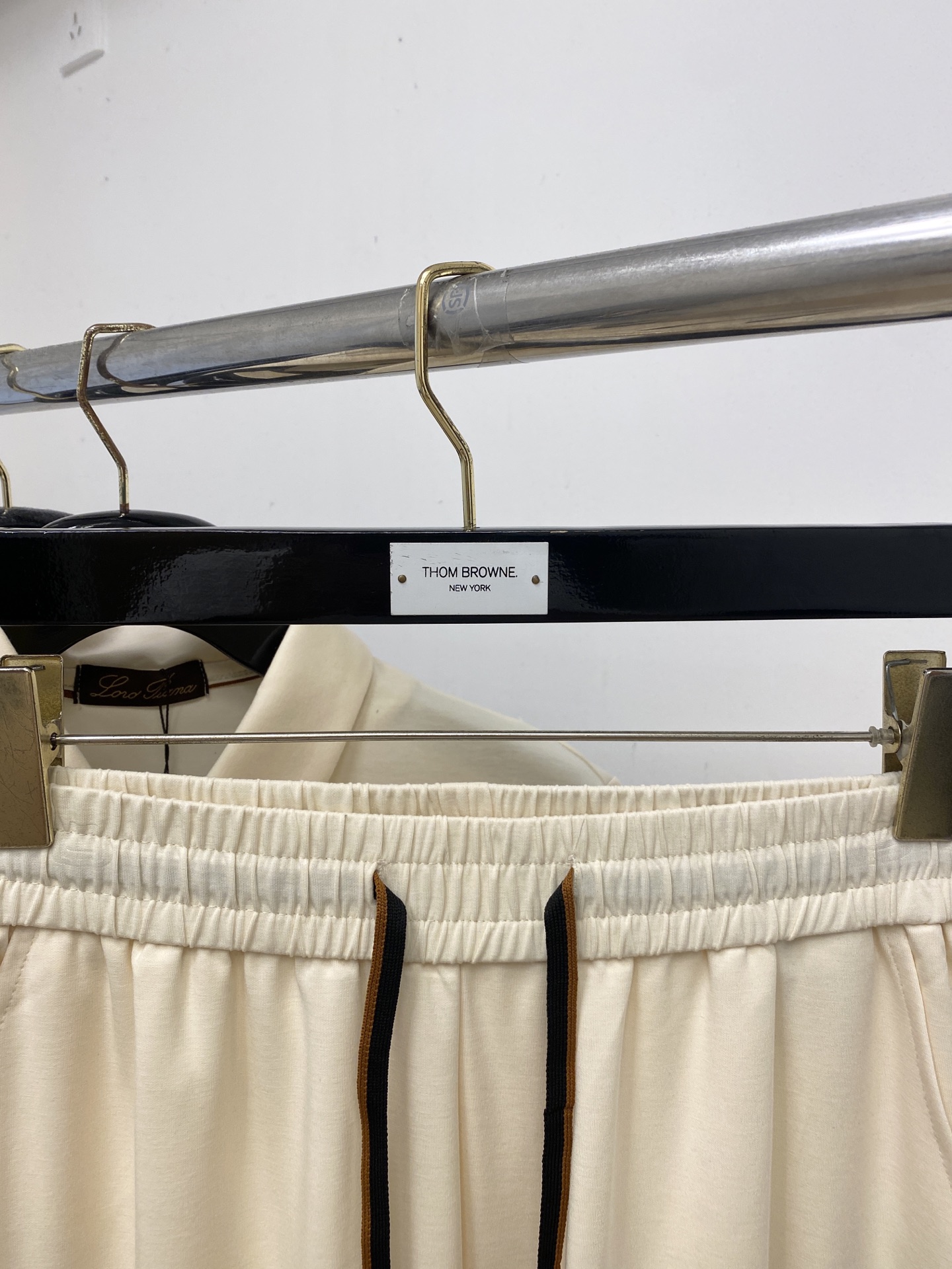 Loro piana、2026最新品，时尚休闲套装，顶级原版面料打造，穿着舒适，吸湿性透气性都非常良好，