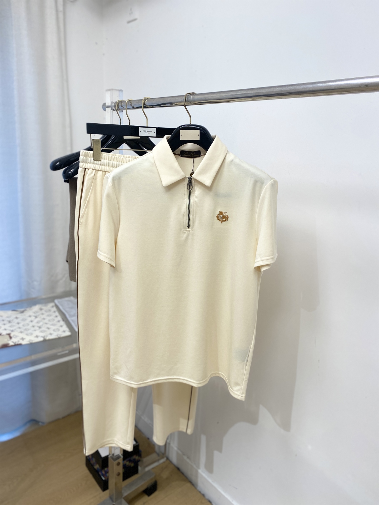 Loro piana、2026最新品，时尚休闲套装，顶级原版面料打造，穿着舒适，吸湿性透气性都非常良好，