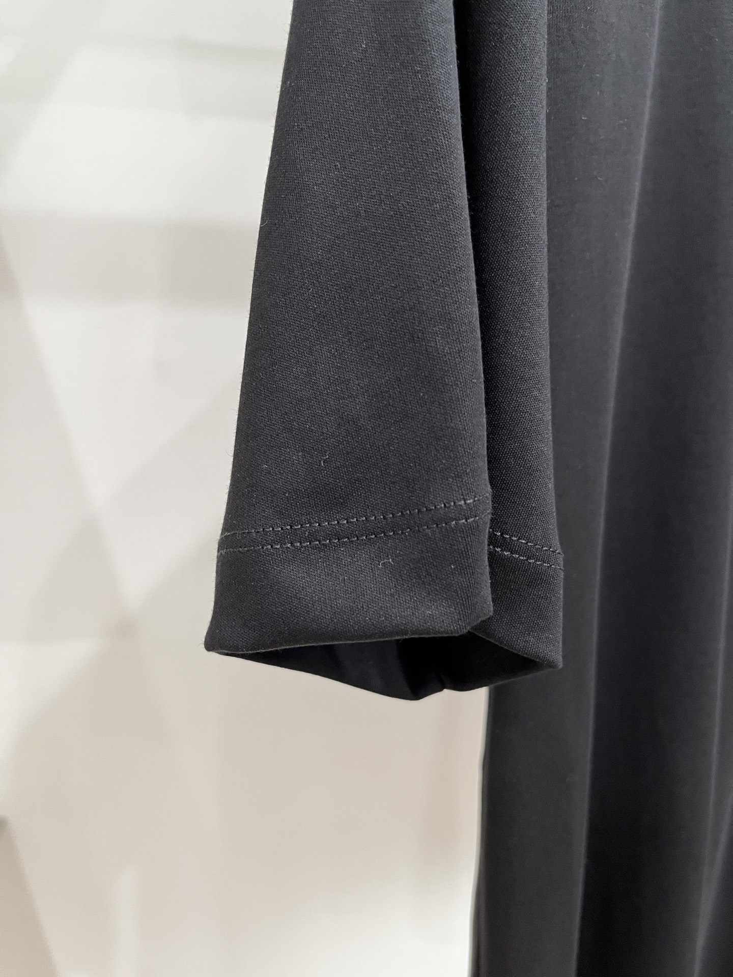 Brunello Cucinelli、2026新品短袖T恤，帅气时尚，胸前精致刺绣图案logo，简约百搭