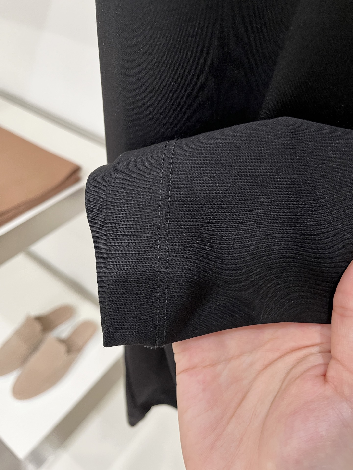Brunello Cucinelli、2026新品短袖T恤，帅气时尚，胸前精致刺绣图案logo，简约百搭