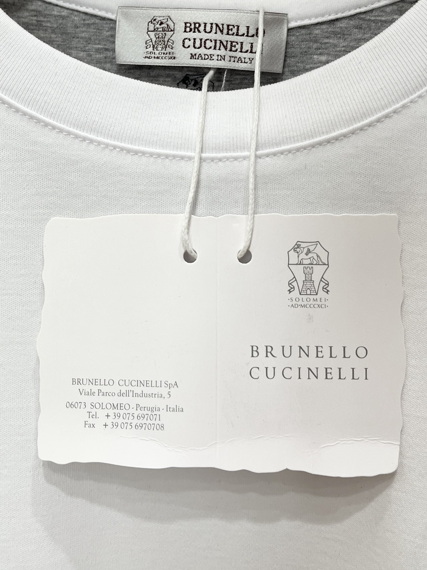 Brunello Cucinelli、2026新品短袖T恤，帅气时尚，胸前精致刺绣图案logo，简约百搭