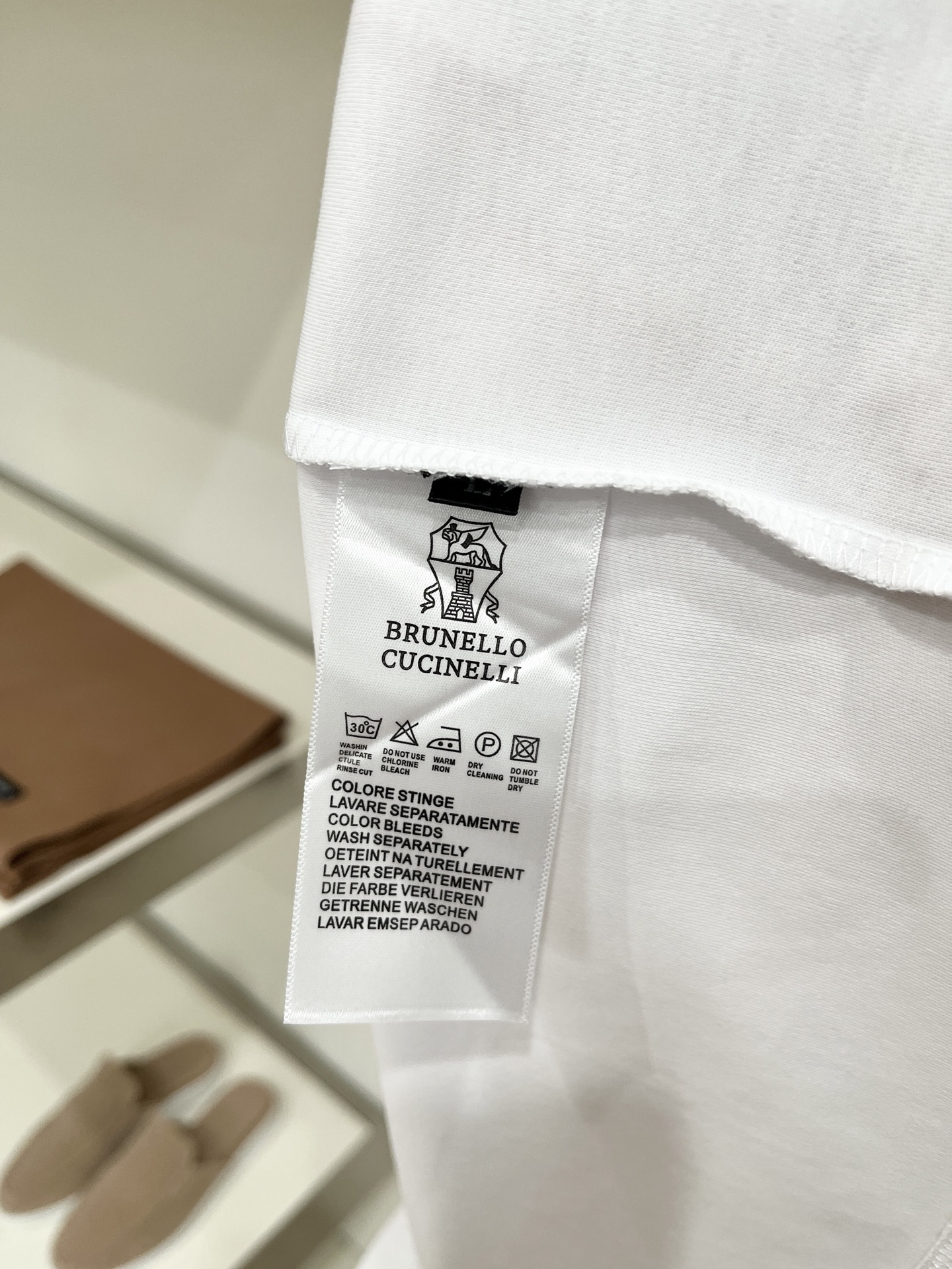 Brunello Cucinelli、2026新品短袖T恤，帅气时尚，胸前精致刺绣图案logo，简约百搭