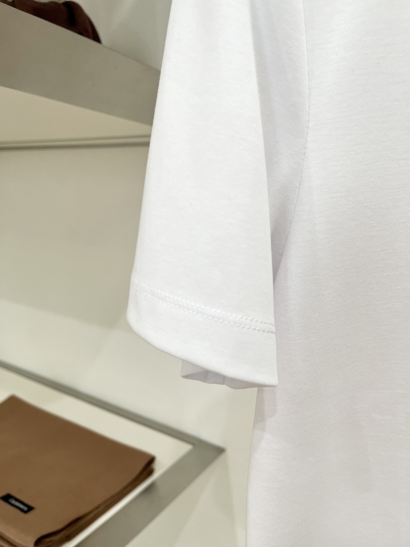 Brunello Cucinelli、2026新品短袖T恤，帅气时尚，胸前精致刺绣图案logo，简约百搭