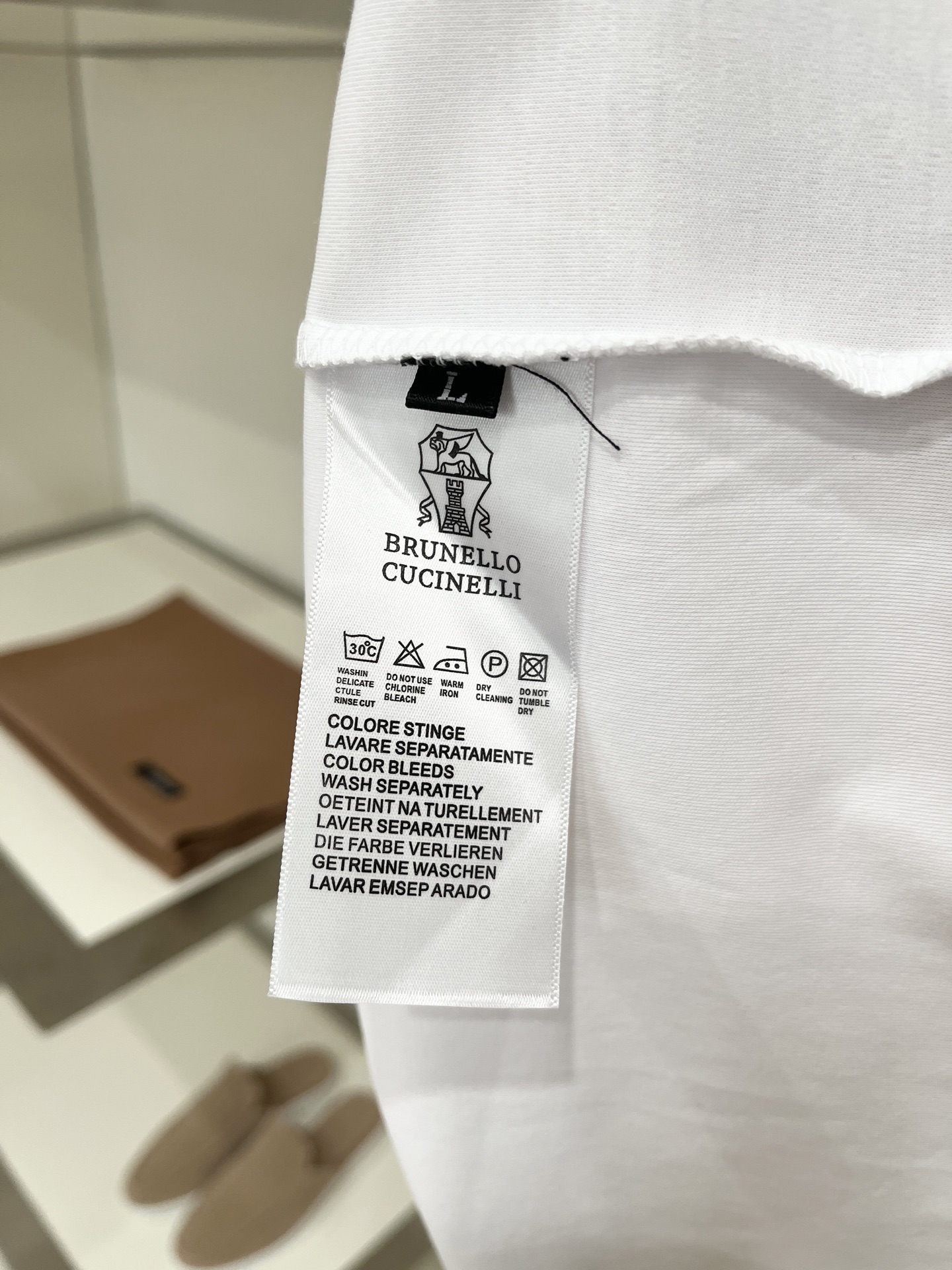 Brunello Cucinelli、2026新品短袖T恤，帅气时尚，胸前精致刺绣图案logo，简约百搭