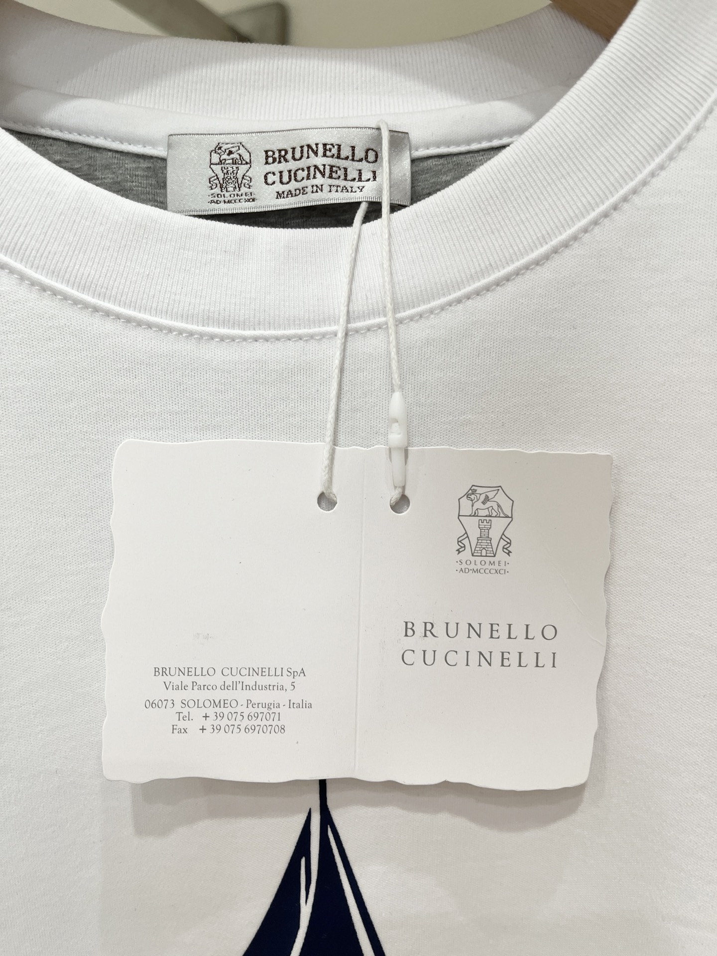 Brunello Cucinelli、2026新品短袖T恤，帅气时尚，胸前精致刺绣图案logo，简约百搭
