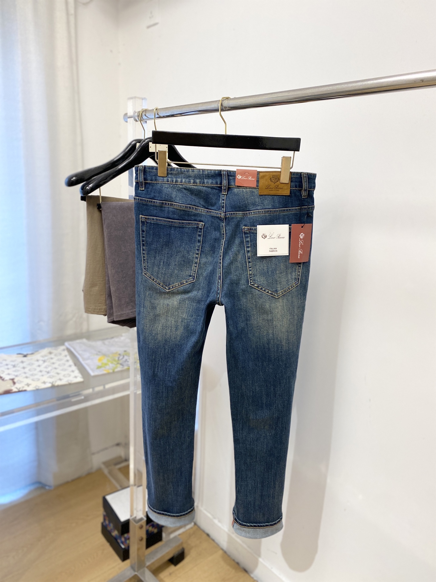 Loro piana、2026最新品，专柜同步有售，原单狠货，水洗休闲牛仔裤，进口原版水洗弹力面料，舒适