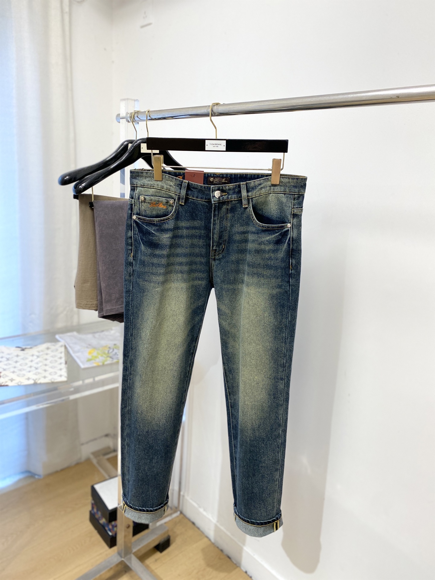 Loro piana、2026最新品，专柜同步有售，原单狠货，水洗休闲牛仔裤，进口原版水洗弹力面料，舒适