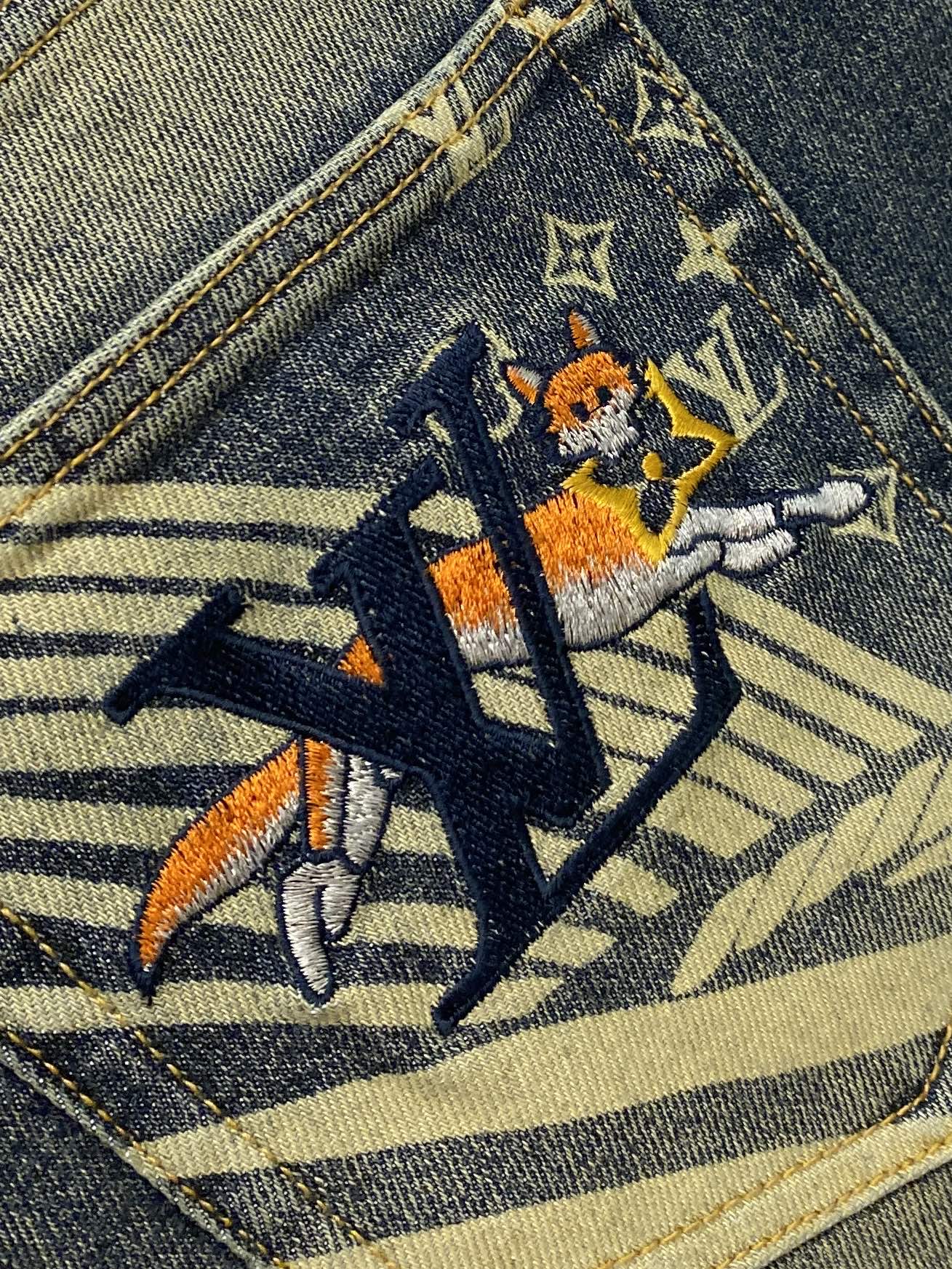 LV、2026最新品，专柜同步有售，原单狠货，水洗休闲牛仔裤，进口原版水洗弹力面料，舒适有弹性，原版五金