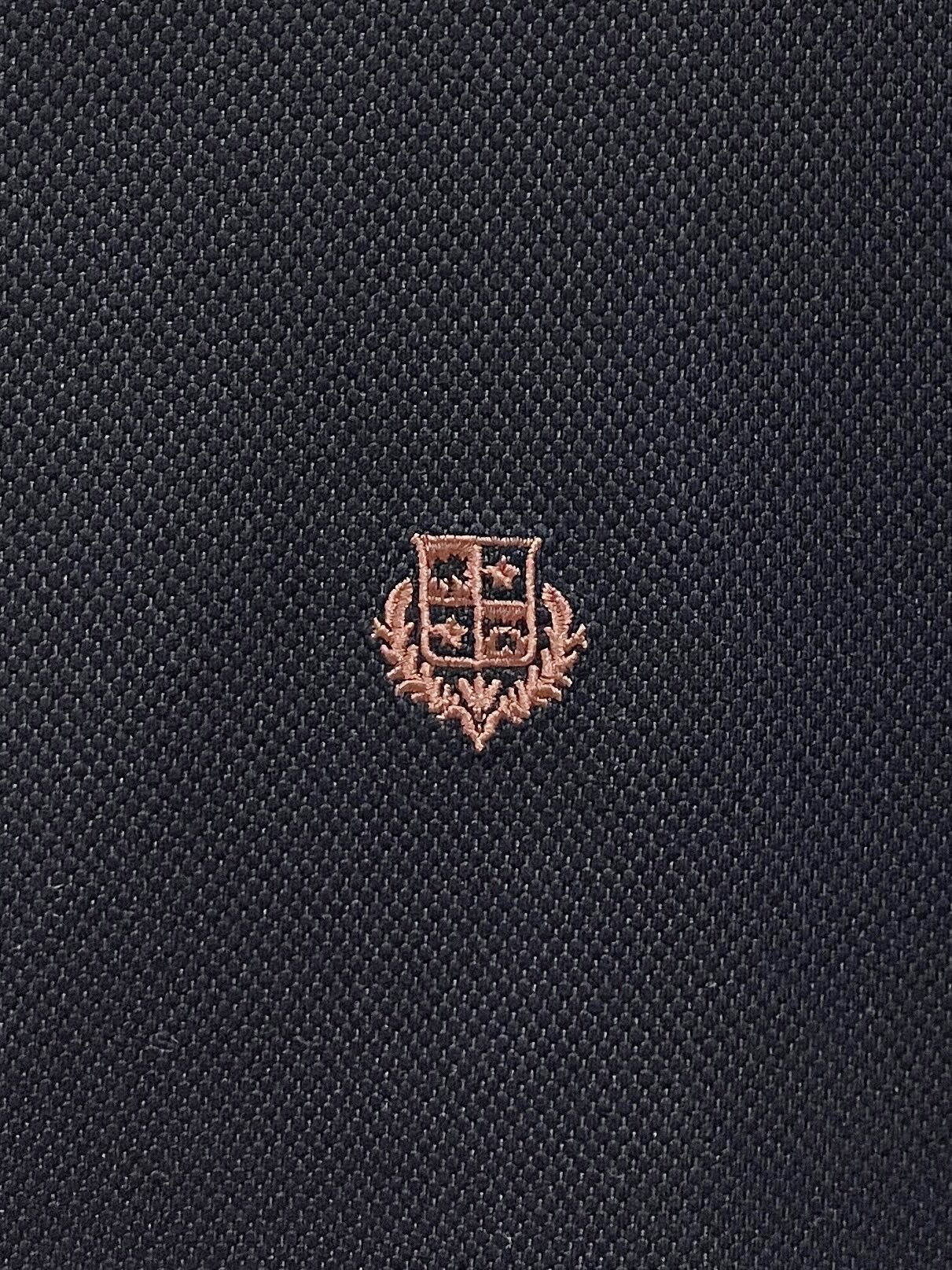 Loro Piana、2026新品短袖T恤，帅气时尚，胸前精致刺绣图案字母logo，简约百搭款。面料棉 不仅挺括，保持潮
