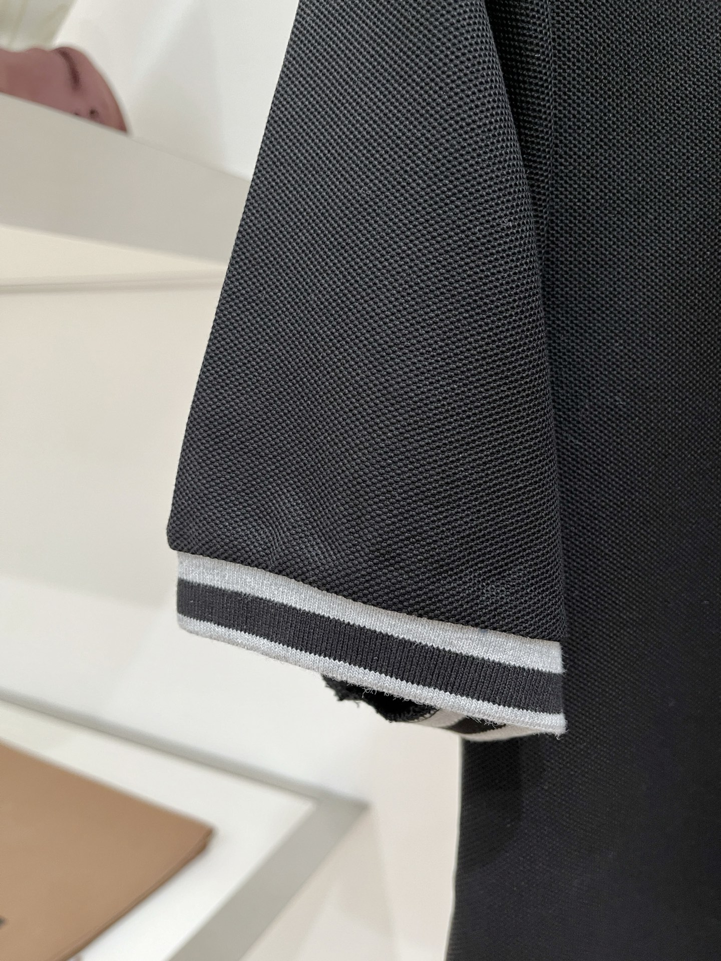 Brunello Cucinelli、2026新品短袖T恤，帅气时尚，胸前精致刺绣图案logo，简约百搭款。面料棉 不仅
