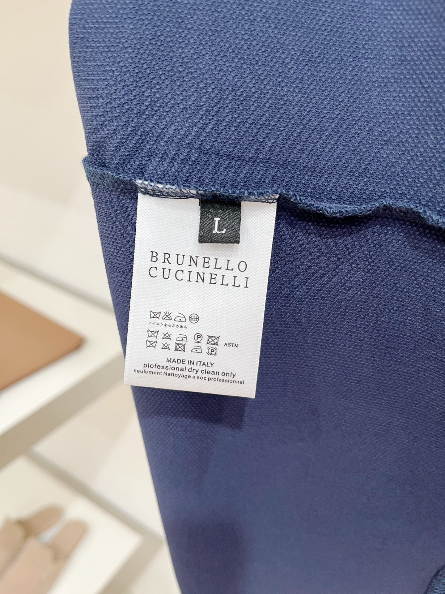 Brunello Cucinelli、2026新品短袖T恤，帅气时尚，胸前精致刺绣图案logo，简约百搭款。面料棉 不仅