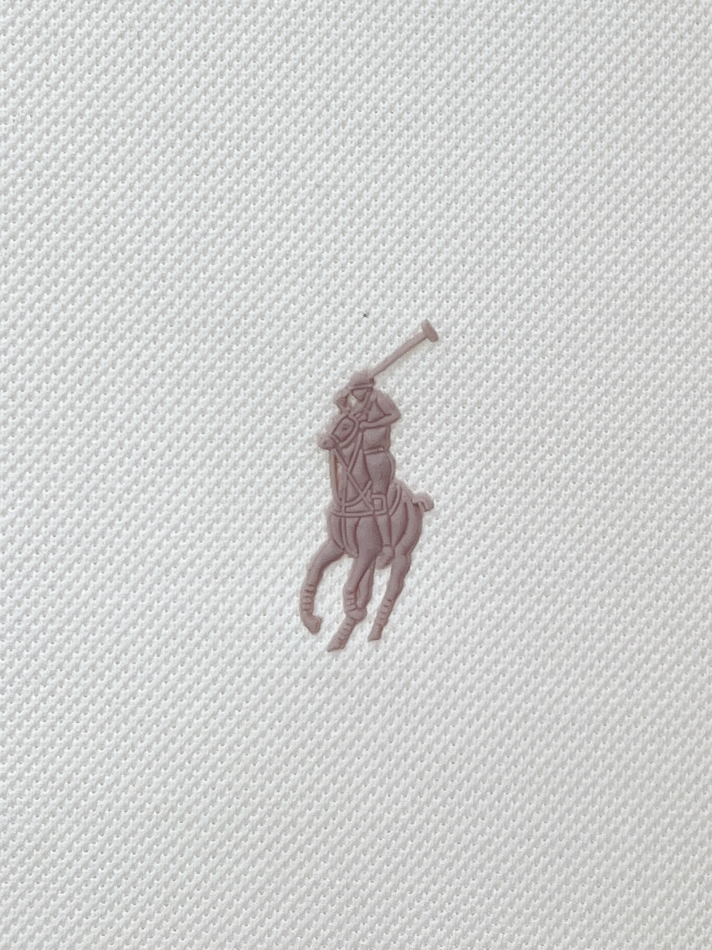 POLO、2026新品短袖T恤，帅气时尚，简约百搭款。胸前精致刺绣图案logo，面料棉 不仅挺括，保持潮流的廓形，又穿着