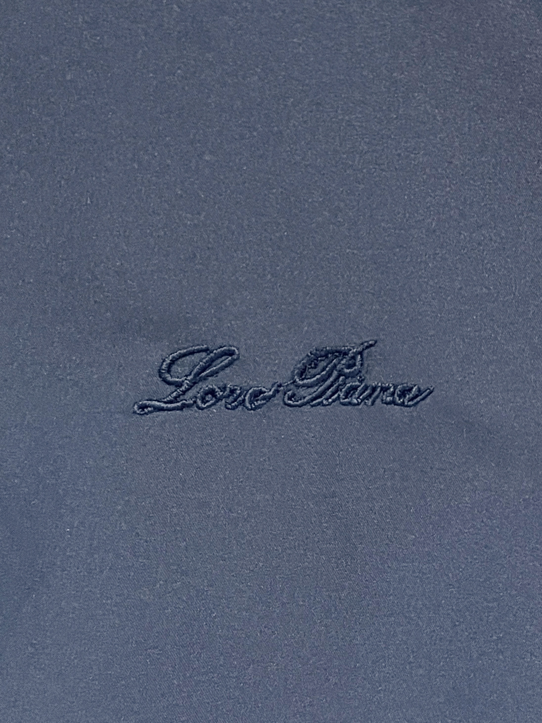 Loro piana、2026新品夹克马甲外套，时尚帅气，简约百搭款，胸前精致刺绣字母logo，定制原版面料，不仅挺括，