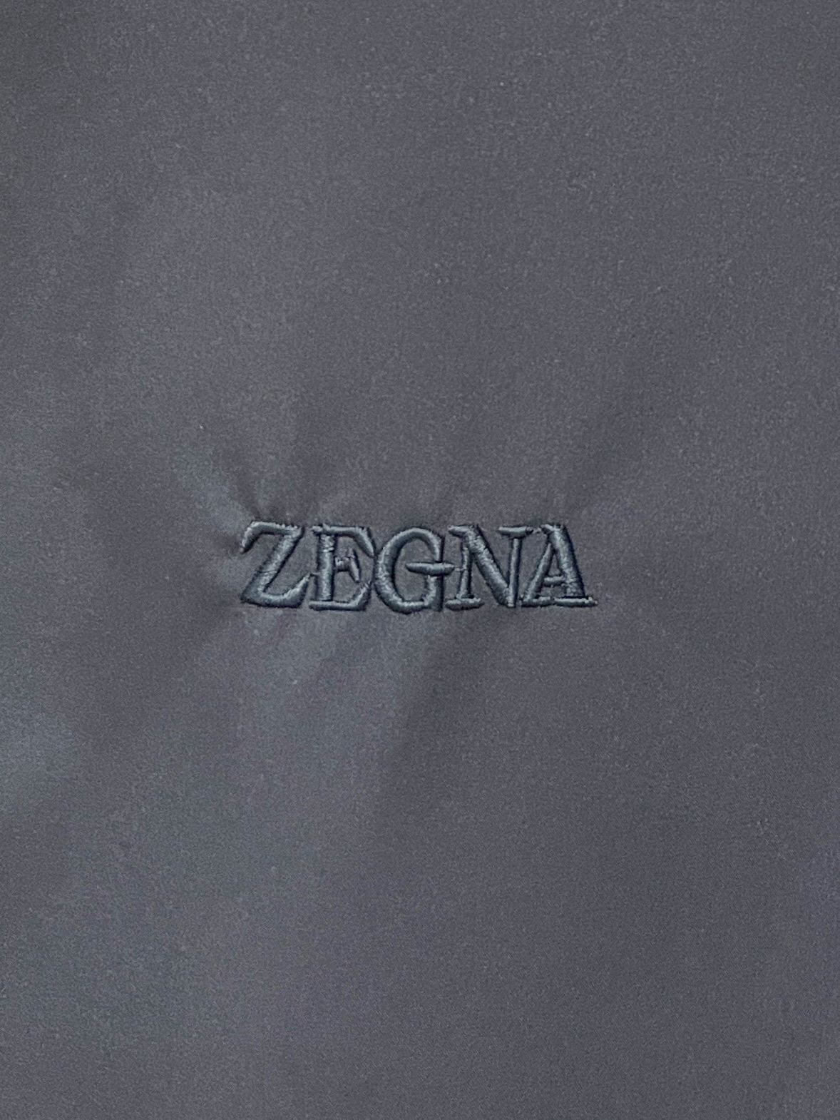 杰尼亚、2026新品夹克外套，时尚帅气，简约百搭款，胸前精致刺绣字母logo，定制原版面料，不仅挺括，保持潮流的廓形，又