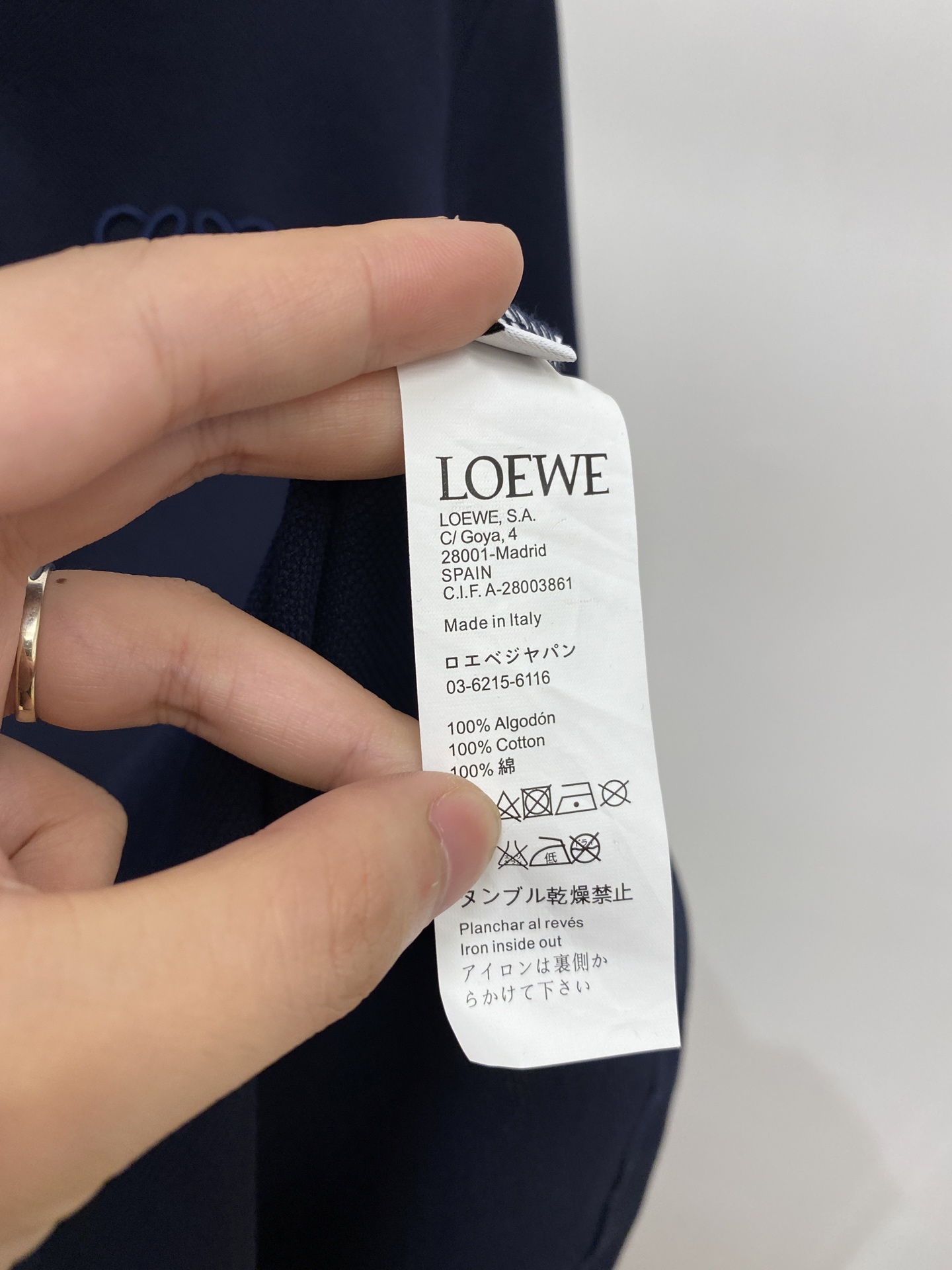 罗意威、2026新品短袖T恤，帅气时尚，简约百搭款。胸前精致刺绣图案logo，面料棉 不仅挺括，保持潮流的廓形，又穿着舒