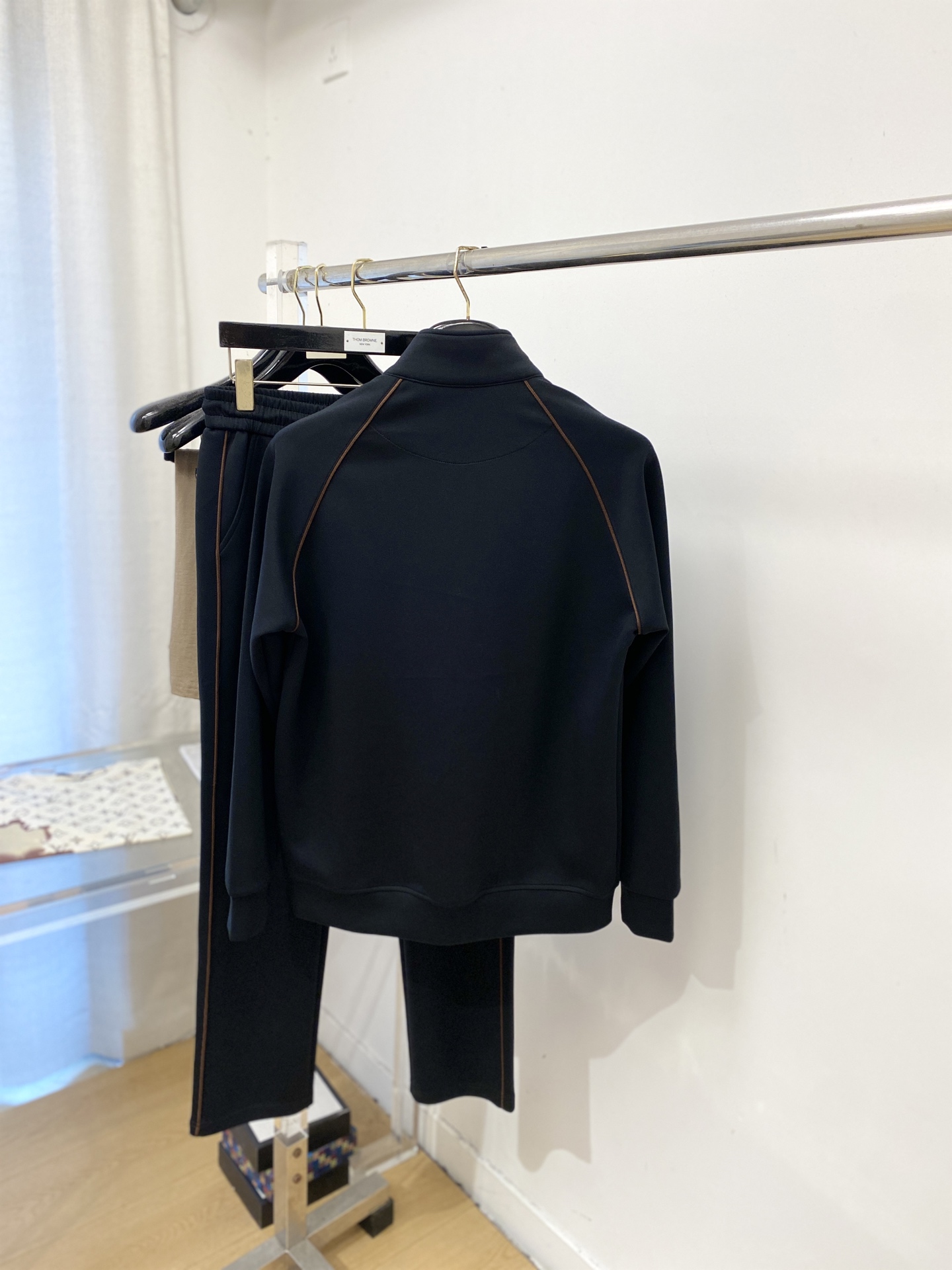 Loro piana、2026最新品，时尚休闲套装，顶级原版面料打造，穿着舒适，吸湿性透气性都非常良好，色牢度超高！无论