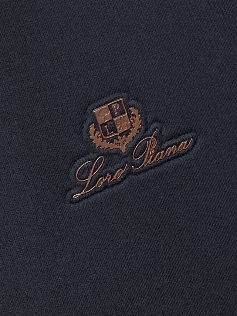 Loro piana、2026最新品，时尚休闲套装，顶级原版面料打造，穿着舒适，吸湿性透气性都非常良好，色牢度超高！无论