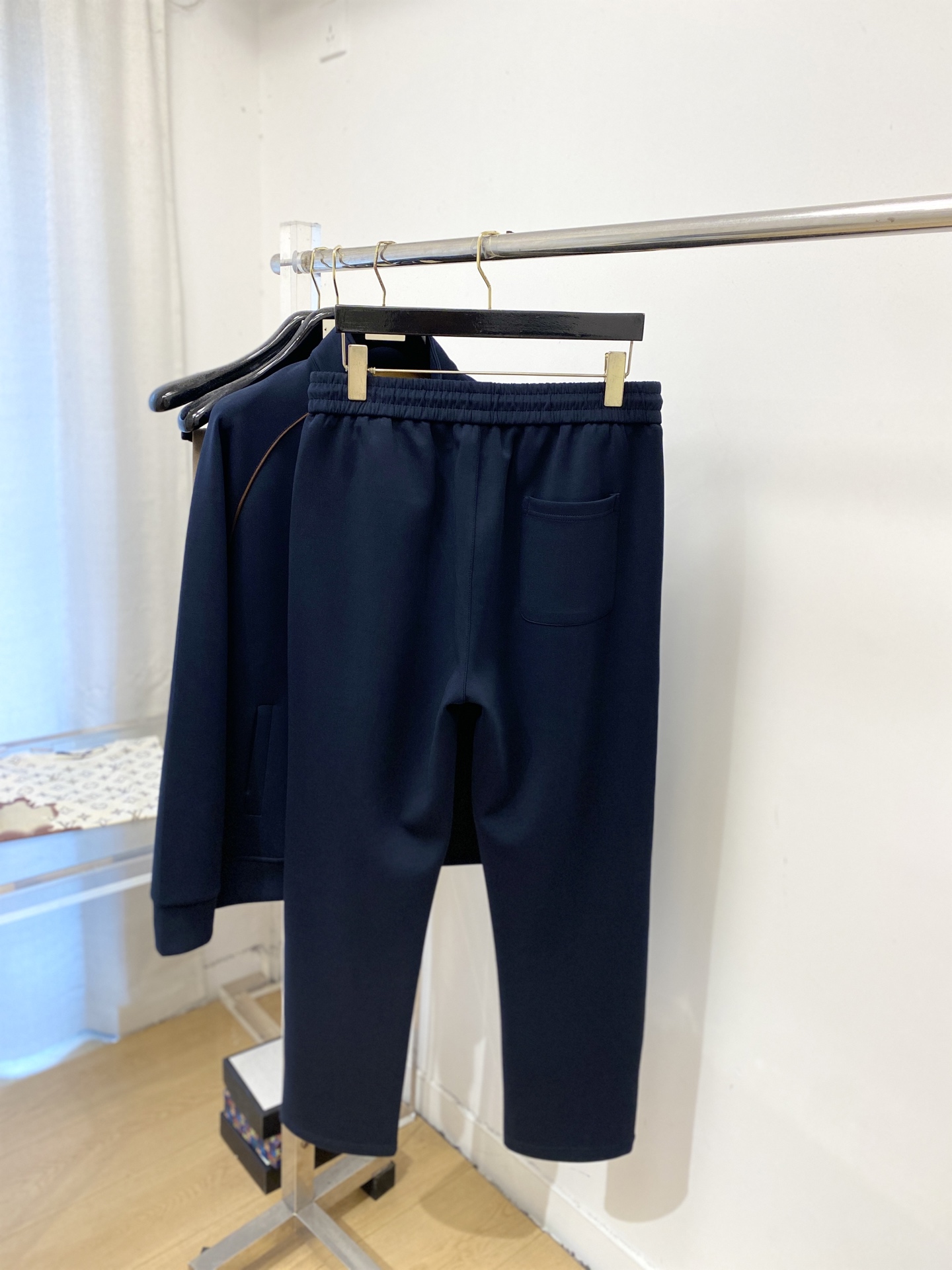 Loro piana、2026最新品，时尚休闲套装，顶级原版面料打造，穿着舒适，吸湿性透气性都非常良好，色牢度超高！无论