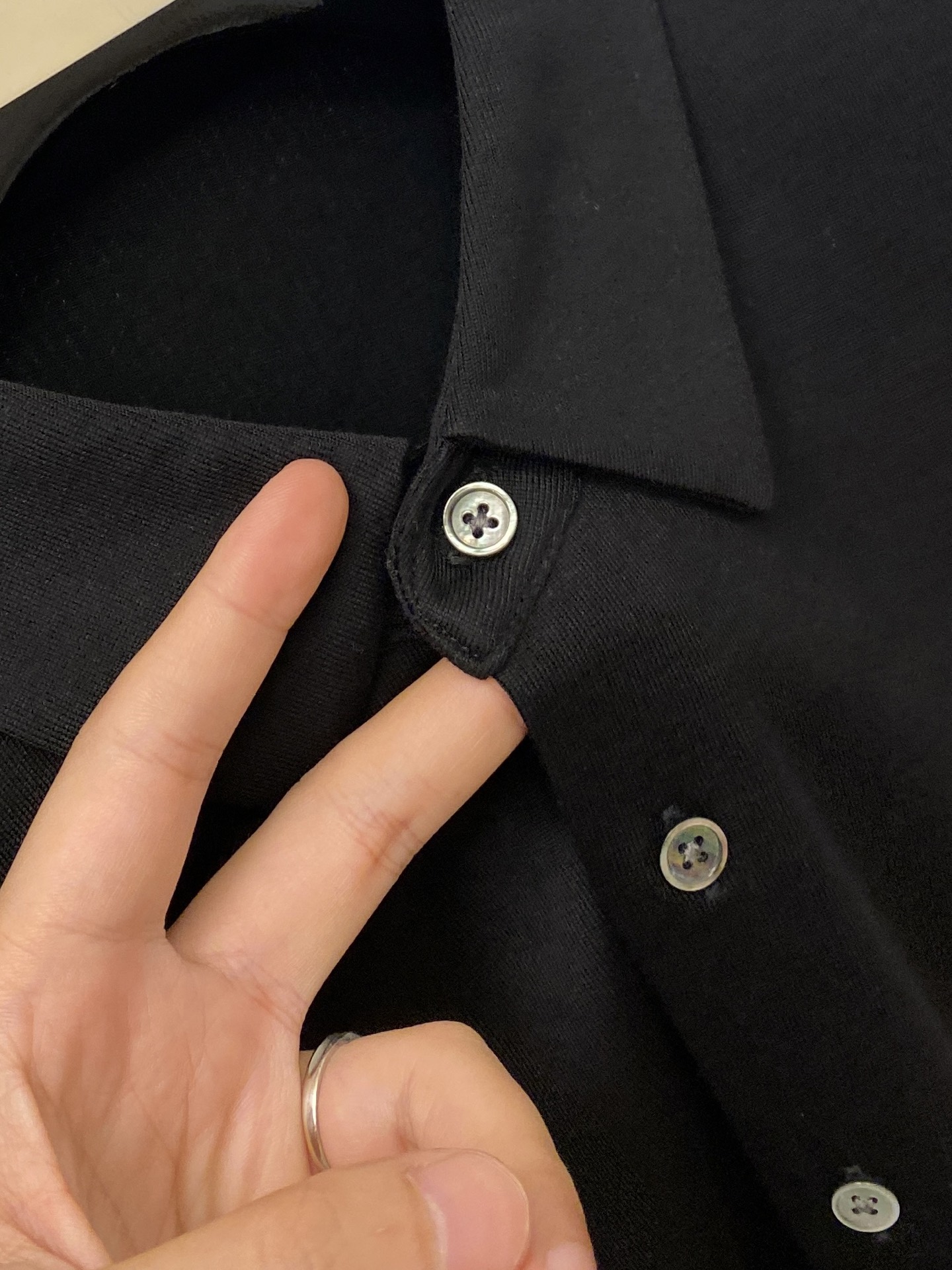 Loro Piana、2026新品衬衫外套，时尚帅气，简约百搭款，胸前精致刺绣图案logo，定制原版面料，不仅挺括，保持