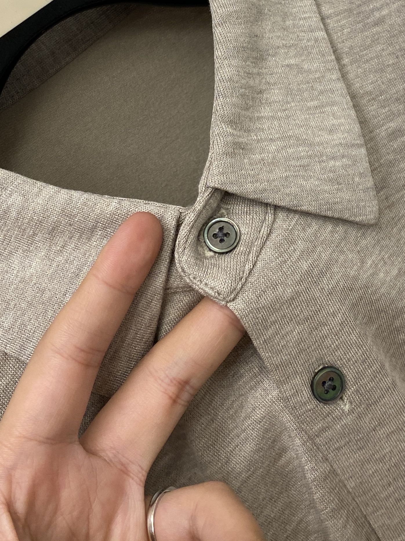 Loro Piana、2026新品衬衫外套，时尚帅气，简约百搭款，胸前精致刺绣图案logo，定制原版面料，不仅挺括，保持