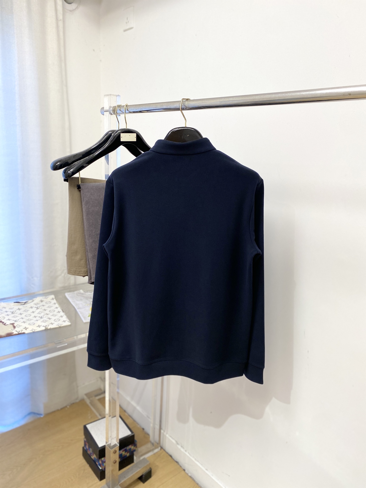 Brunello Cucinelli、2026新品长袖卫衣，时尚帅气，简约百搭款，胸前精致刺绣图案logo，定制原版面料