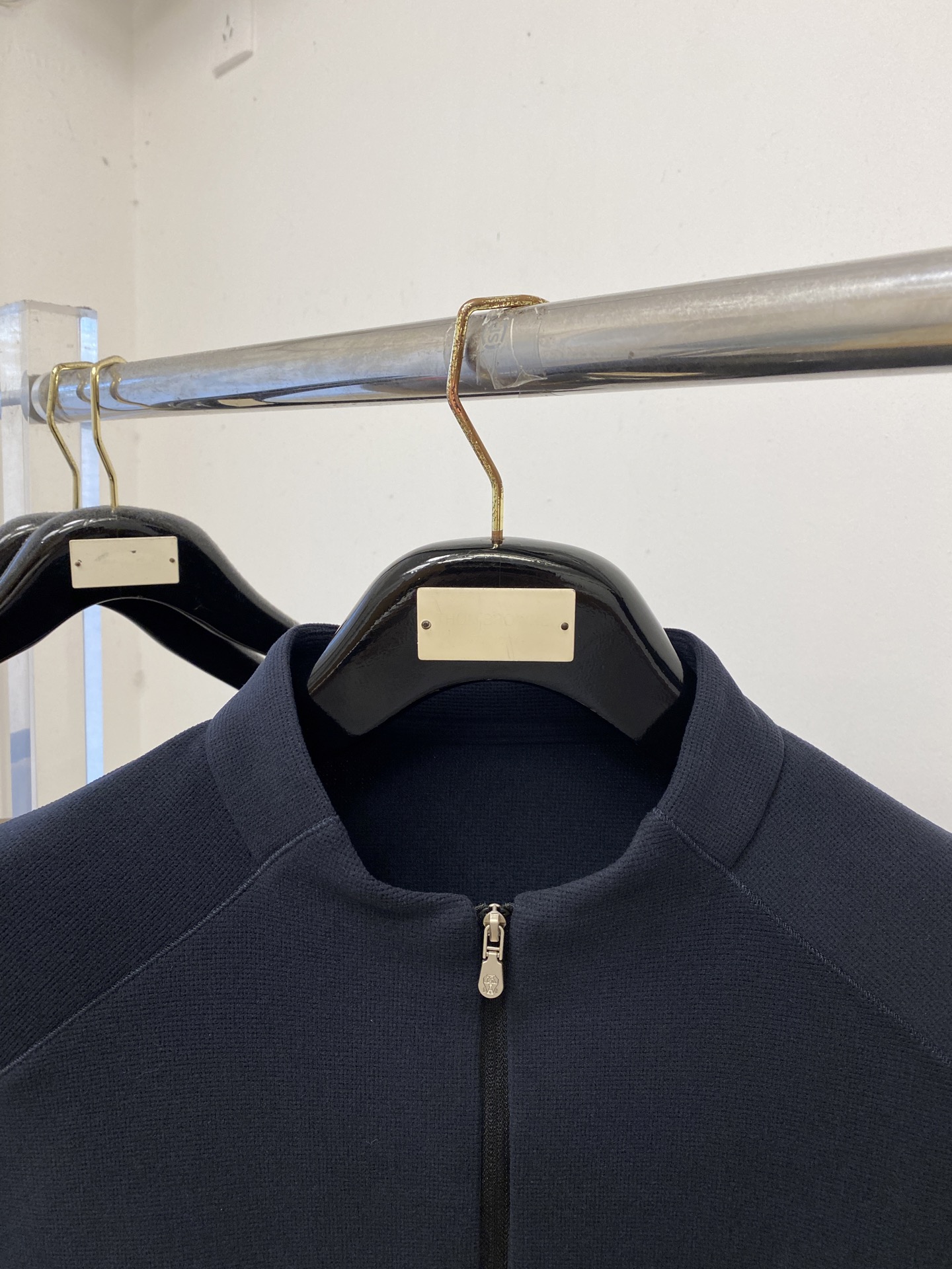 Brunello Cucinelli、2026新品长袖卫衣，时尚帅气，简约百搭款，胸前精致刺绣图案logo，定制原版面料