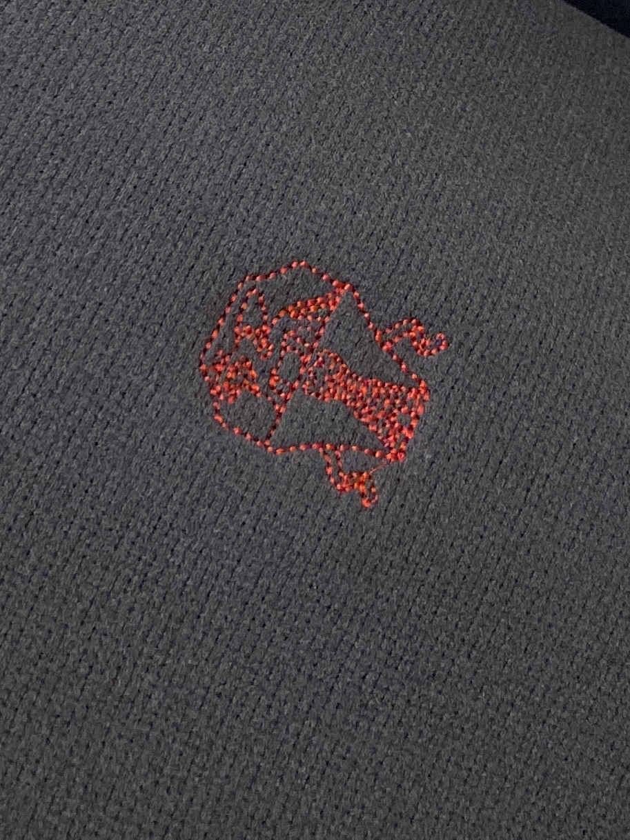 Brunello Cucinelli、2026新品长袖卫衣，时尚帅气，简约百搭款，胸前精致刺绣图案logo，定制原版面料