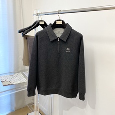Brunello Cucinelli、2026新品长袖卫衣,时尚帅气,简约百搭款,胸前精致刺绣图案logo,定制原版面料 Brunello Cucinelli、2026新品长袖卫衣,时尚帅气,简约百搭款,胸前精致刺绣图案logo,定制原版面料
