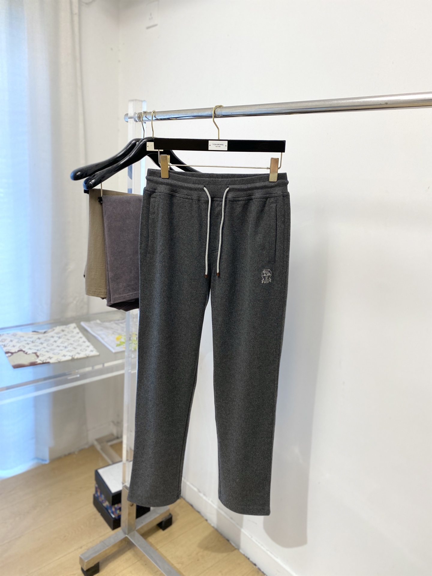 Brunello Cucinelli、2026爆款休闲裤 高弹显瘦必爆简约百搭爆款，做工精细，每一针都看得到用心，超多明