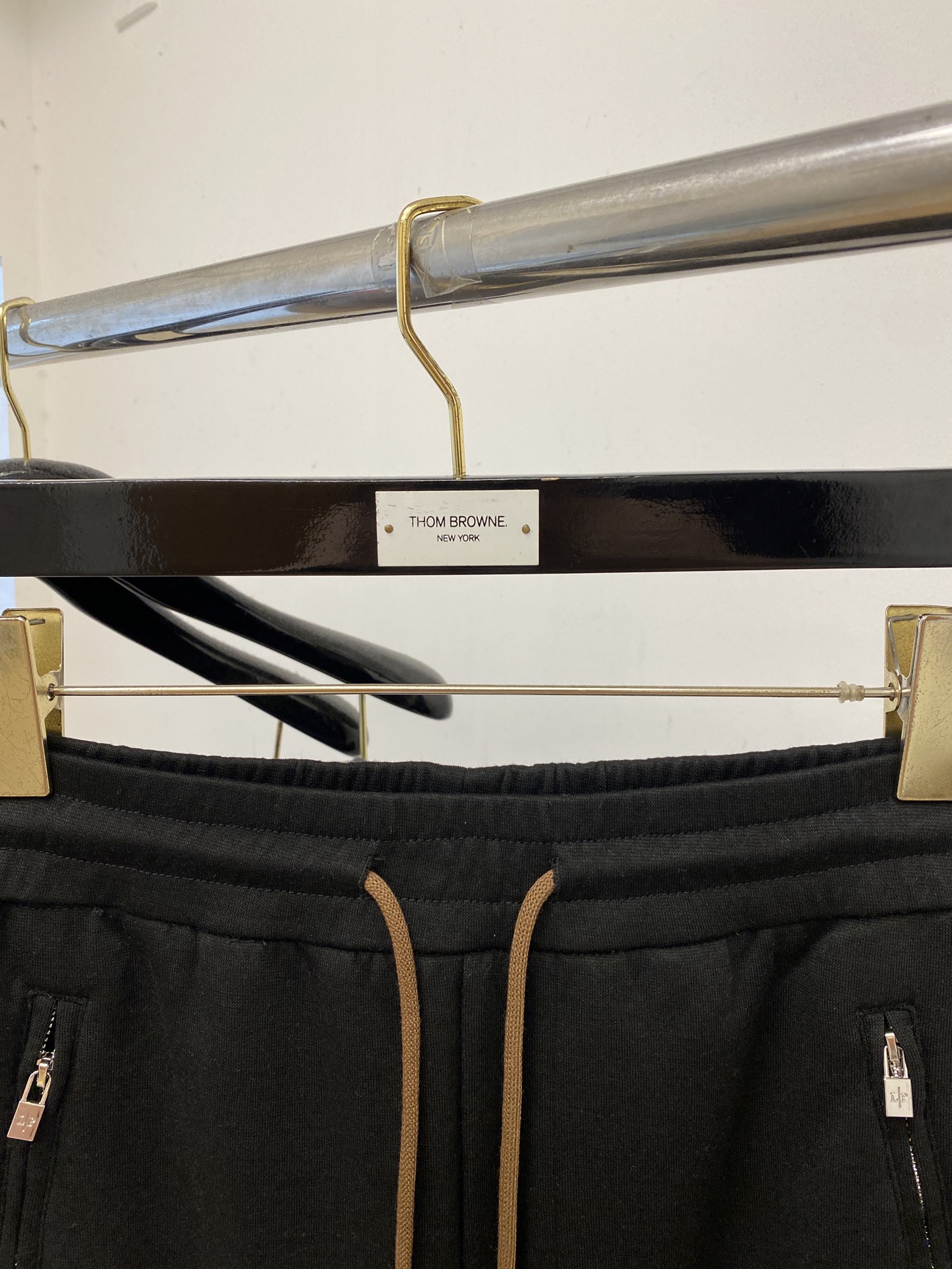 Loro Piana、2026爆款休闲裤 高弹显瘦必爆简约百搭爆款，做工精细，每一针都看得到用心，超多明星网红最爱 拉长