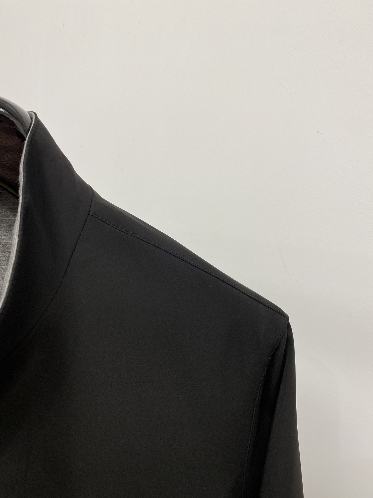 Brunello Cucinelli、2026新品双面穿夹克外套，时尚帅气，简约百搭款，原版五金辅料logo，定制原版面