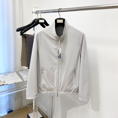 Brunello Cucinelli、2026新品双面穿夹克外套,时尚帅气,简约百搭款,原版五金辅料logo,定制原版面 Brunello Cucinelli、2026新品双面穿夹克外套,时尚帅气,简约百搭款,原版五金辅料logo,定制原版面