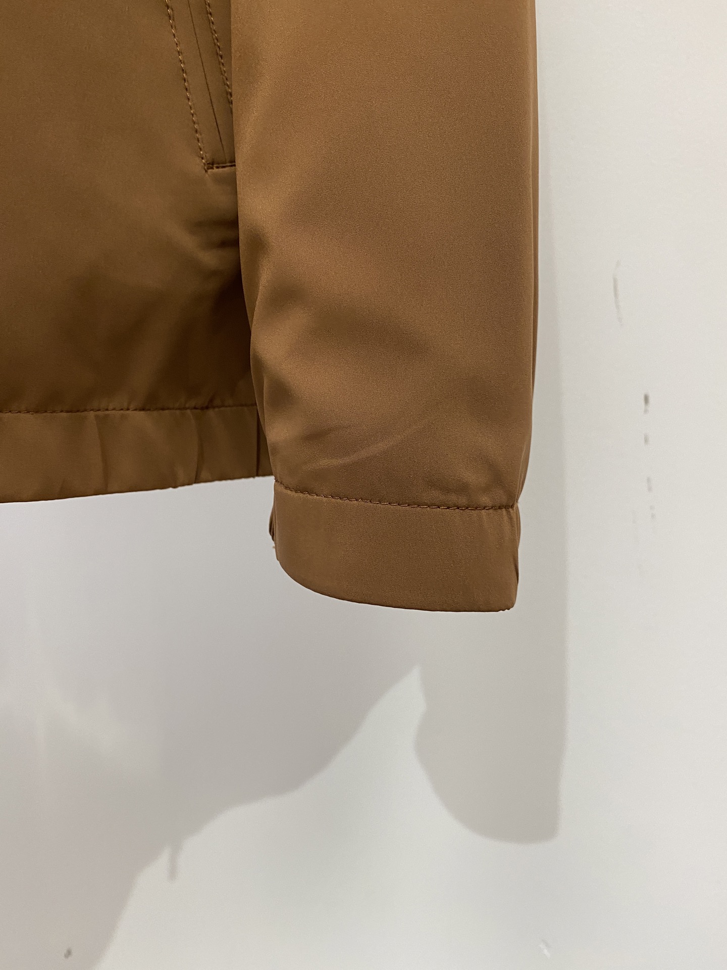 Brunello Cucinelli、2026新品双面穿夹克外套，时尚帅气，简约百搭款，原版五金辅料logo，定制原版面