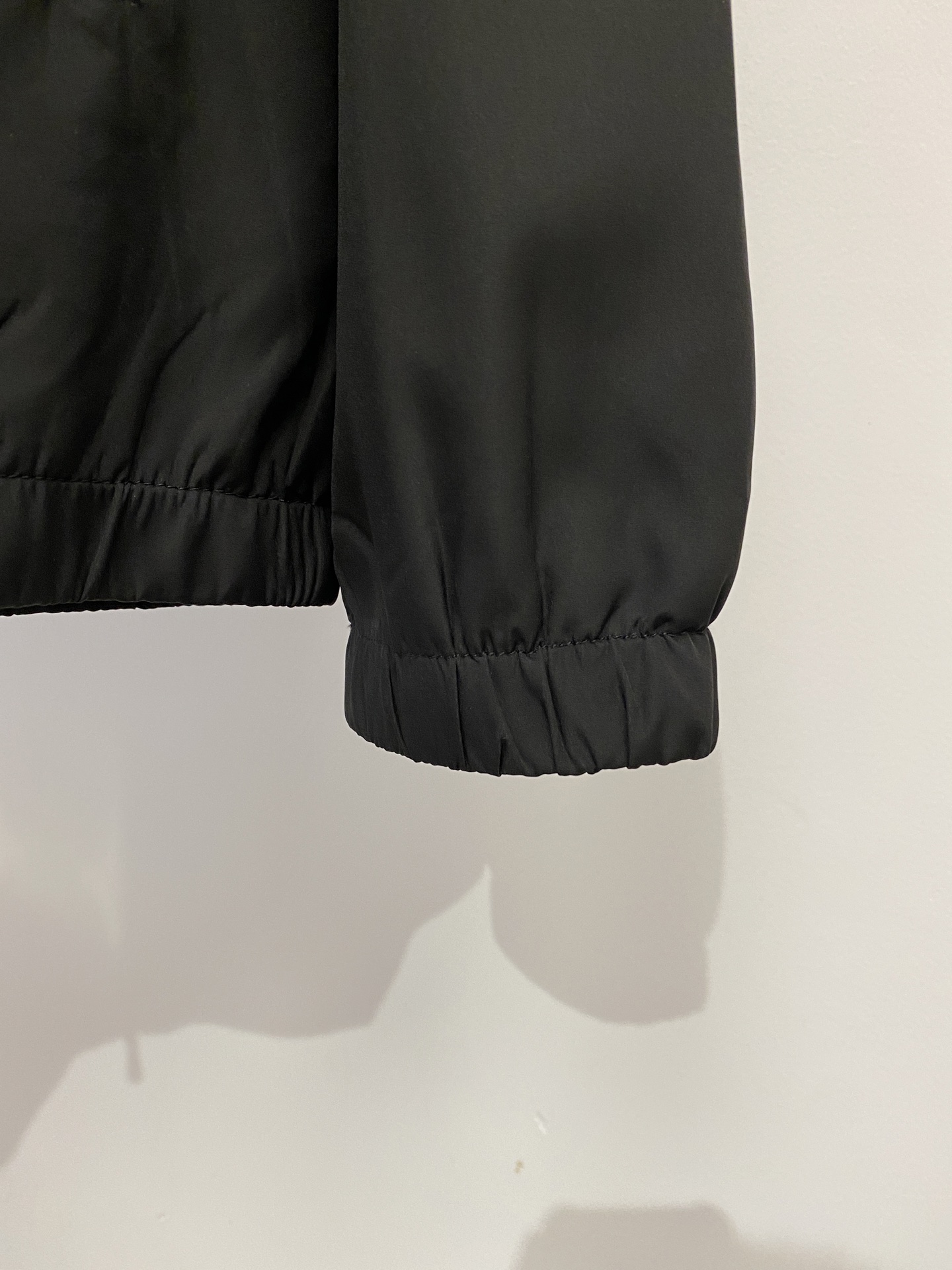 Brunello Cucinelli、2026新品夹克外套，时尚帅气，简约百搭款，原版五金辅料logo，定制原版面料，不