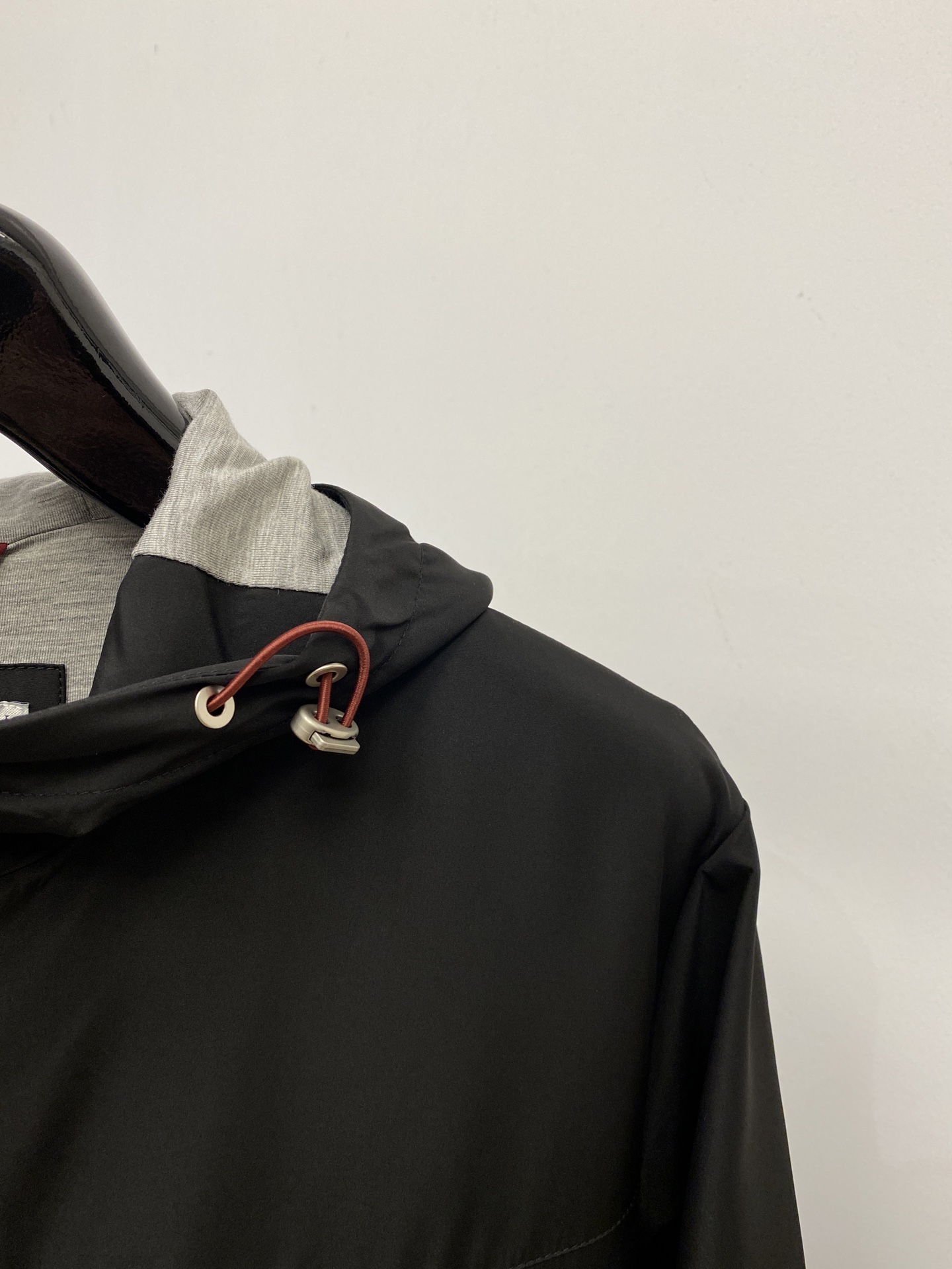 Brunello Cucinelli、2026新品夹克外套，时尚帅气，简约百搭款，原版五金辅料logo，定制原版面料，不