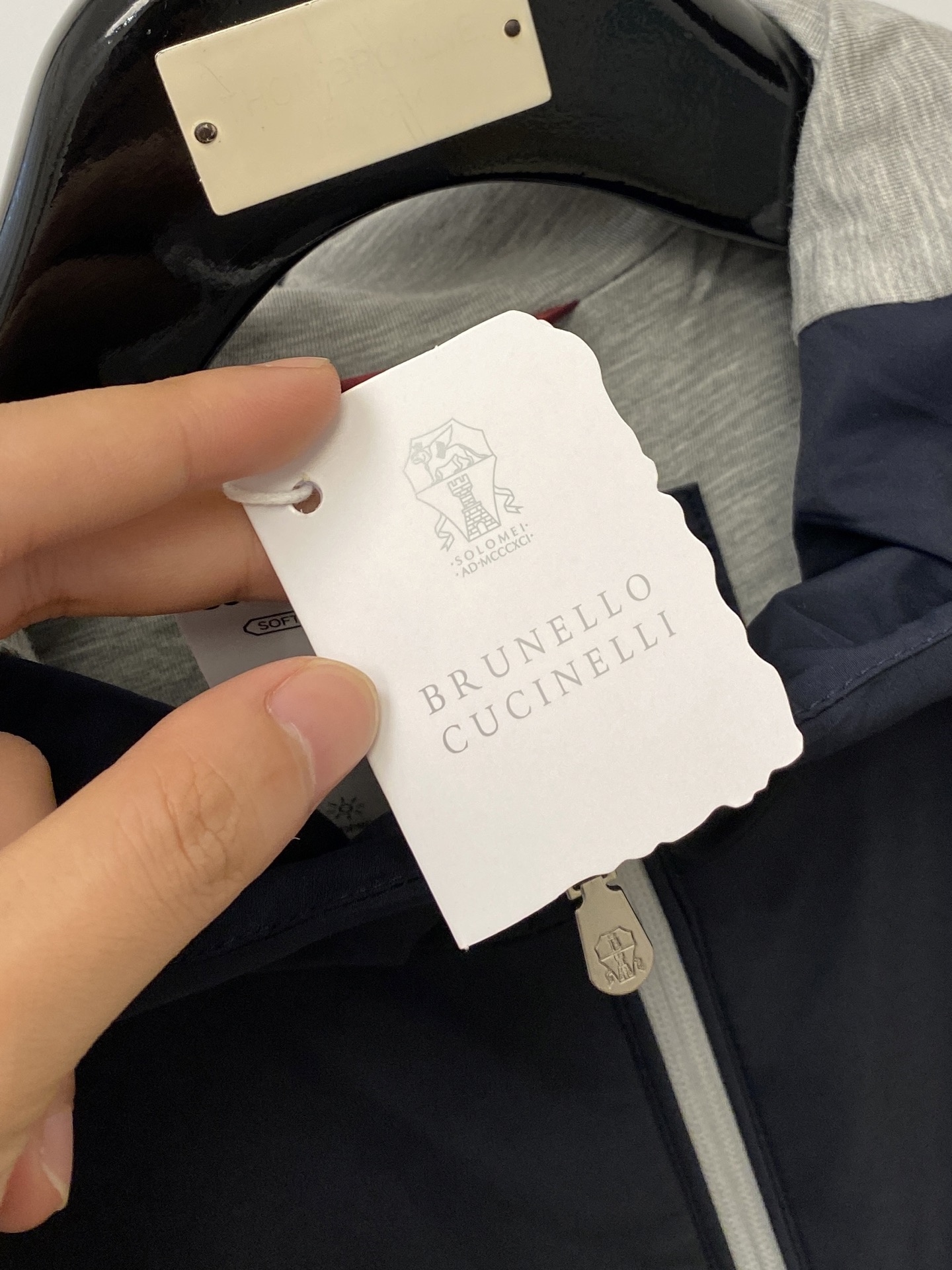 Brunello Cucinelli、2026新品夹克外套，时尚帅气，简约百搭款，原版五金辅料logo，定制原版面料，不