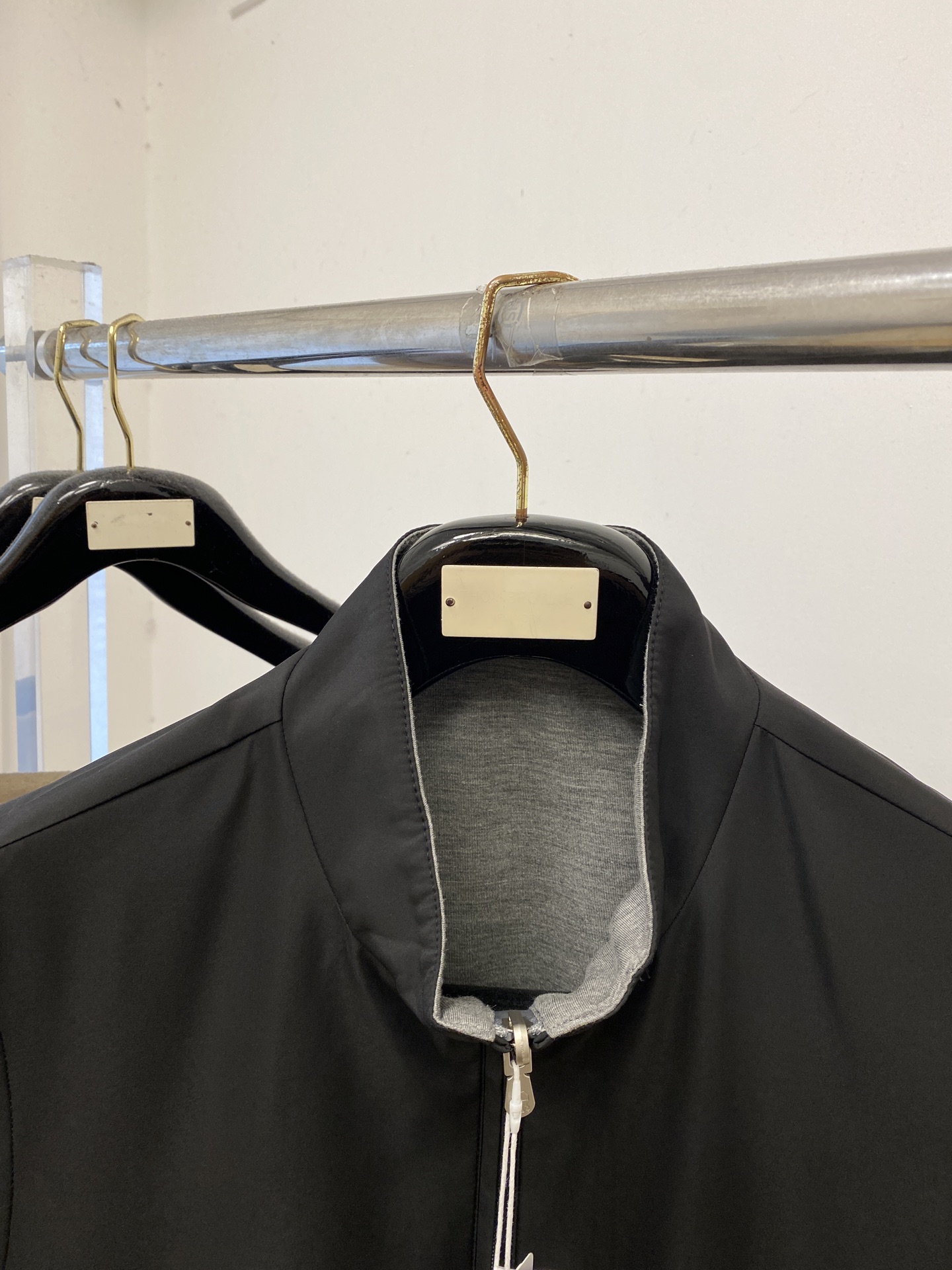 ￼ Brunello Cucinelli、2026新品双面穿夹克马甲外套，时尚帅气，简约百搭款，原版五金辅料logo，定