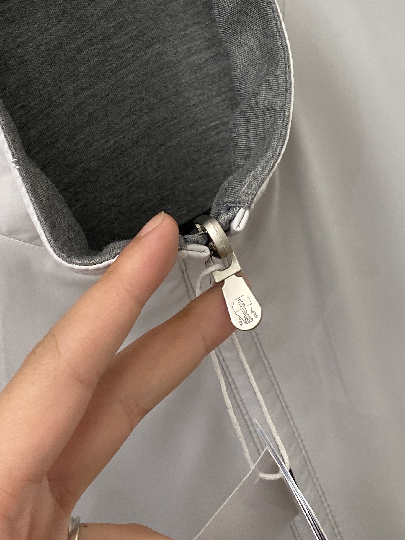 Brunello Cucinelli、2026新品双面穿夹克马甲外套，时尚帅气，简约百搭款，原版五金辅料logo，定制原