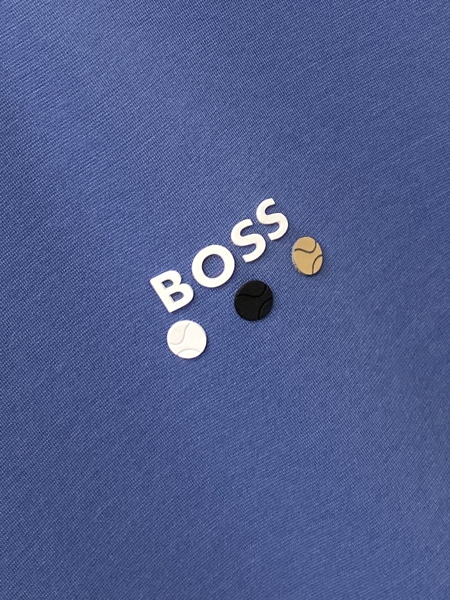 BOSS、2026新品短袖T恤，帅气时尚，胸前顶级印胶字母logo，简约百搭款。面料棉 不仅挺括，保持潮流的廓形，又穿着