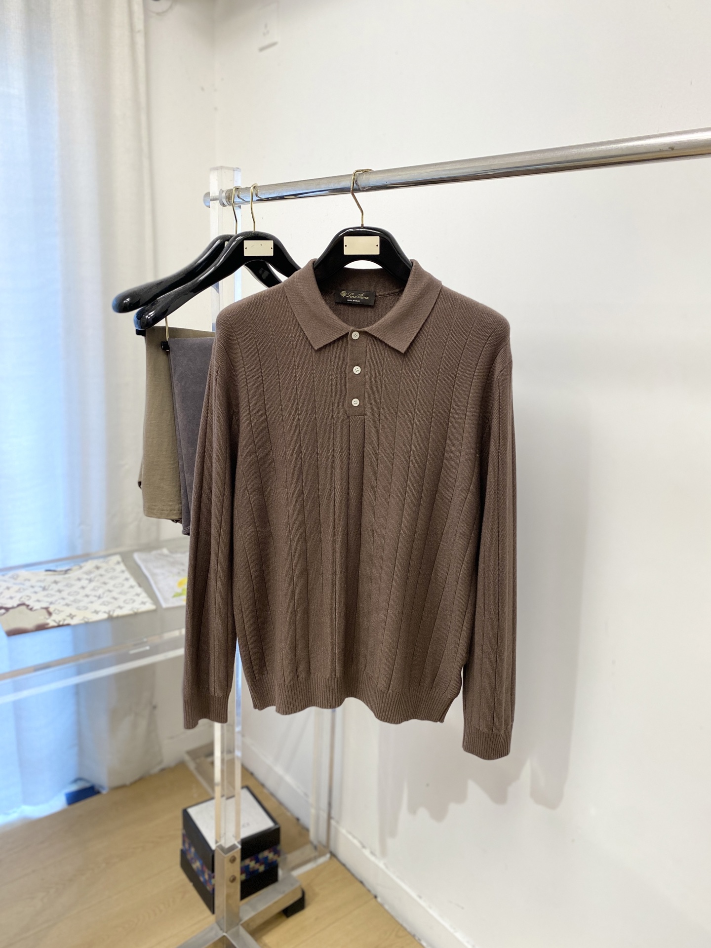 Loro piana、2026新品羊毛衣 具有手感细腻柔软，可直接与肌肤接触，让暖心的纱线变化出细腻的质感，顶级工艺极具