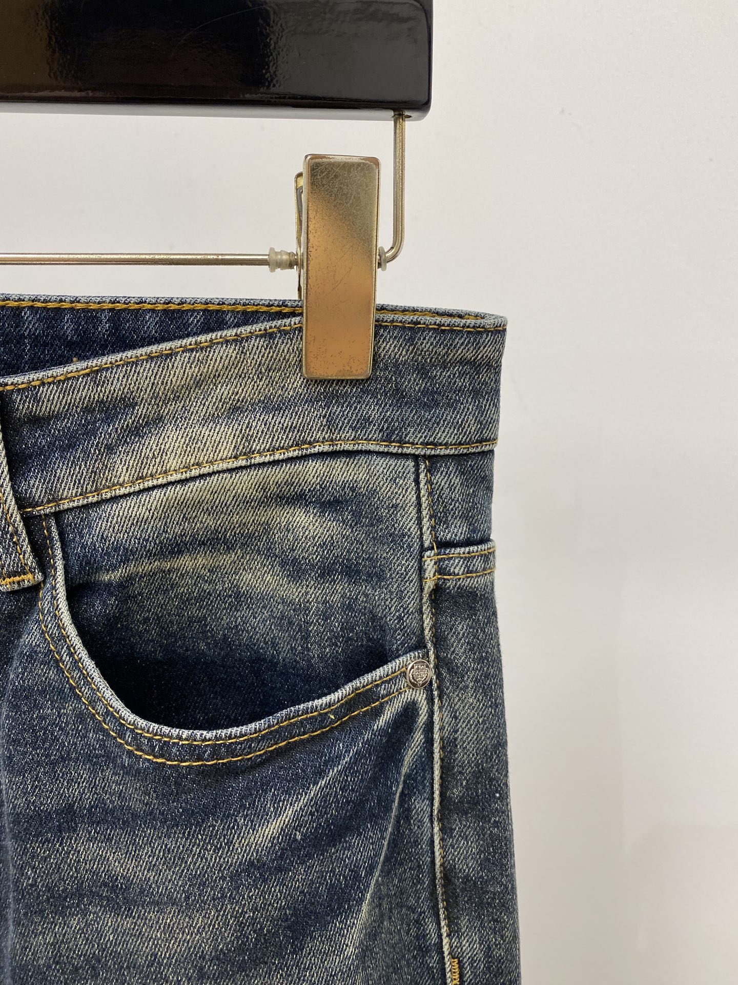 Loro piana、2026最新品，专柜同步有售，原单狠货，水洗休闲牛仔裤，进口原版水洗弹力面料，舒适有弹性，原版五金