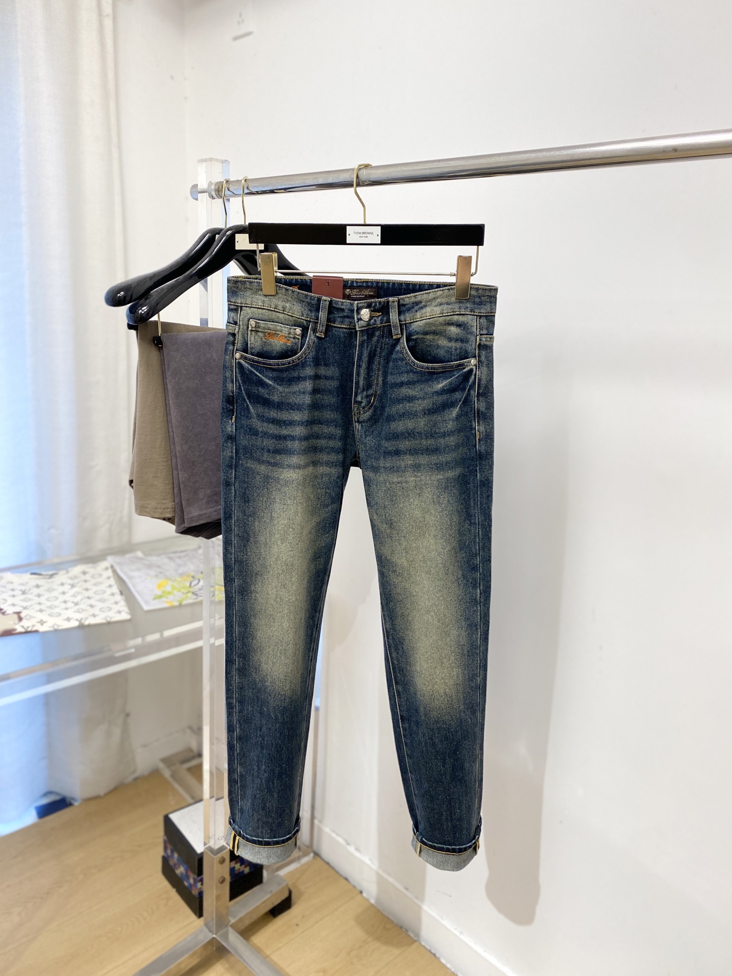 Loro piana、2026最新品，专柜同步有售，原单狠货，水洗休闲牛仔裤，进口原版水洗弹力面料，舒适有弹性，原版五金